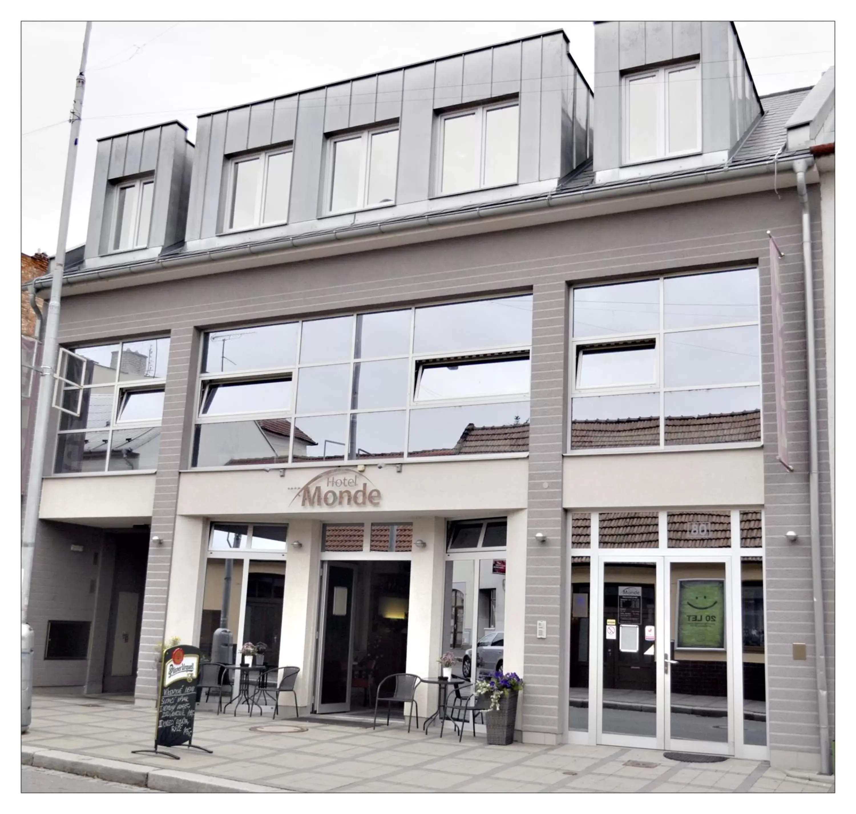 Suite - single occupancy in Hotel Monde Suite - single occupancy in Hotel Monde