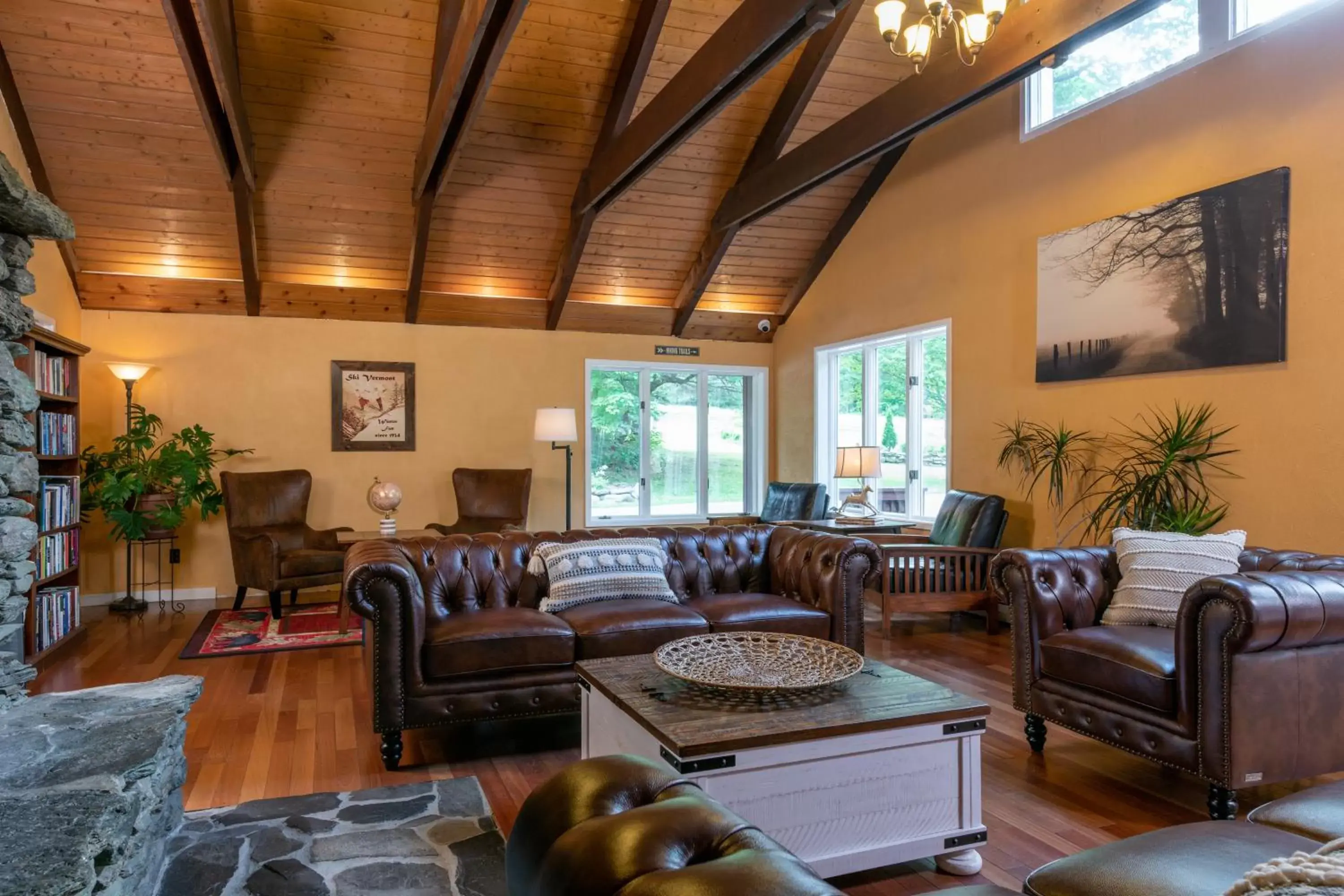 Property building, Seating Area in White Horse Lodge