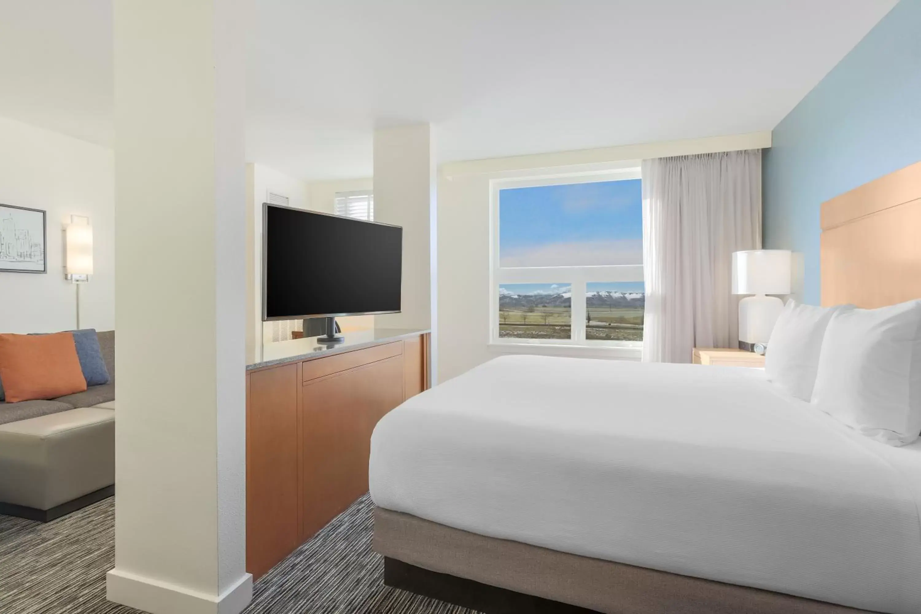 Studio Suite with Mountain View in Hyatt House Denver Airport
