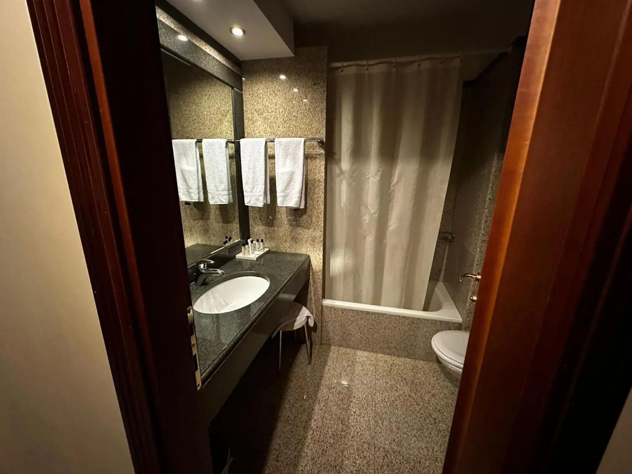 Bathroom in Grand Hotel Europa