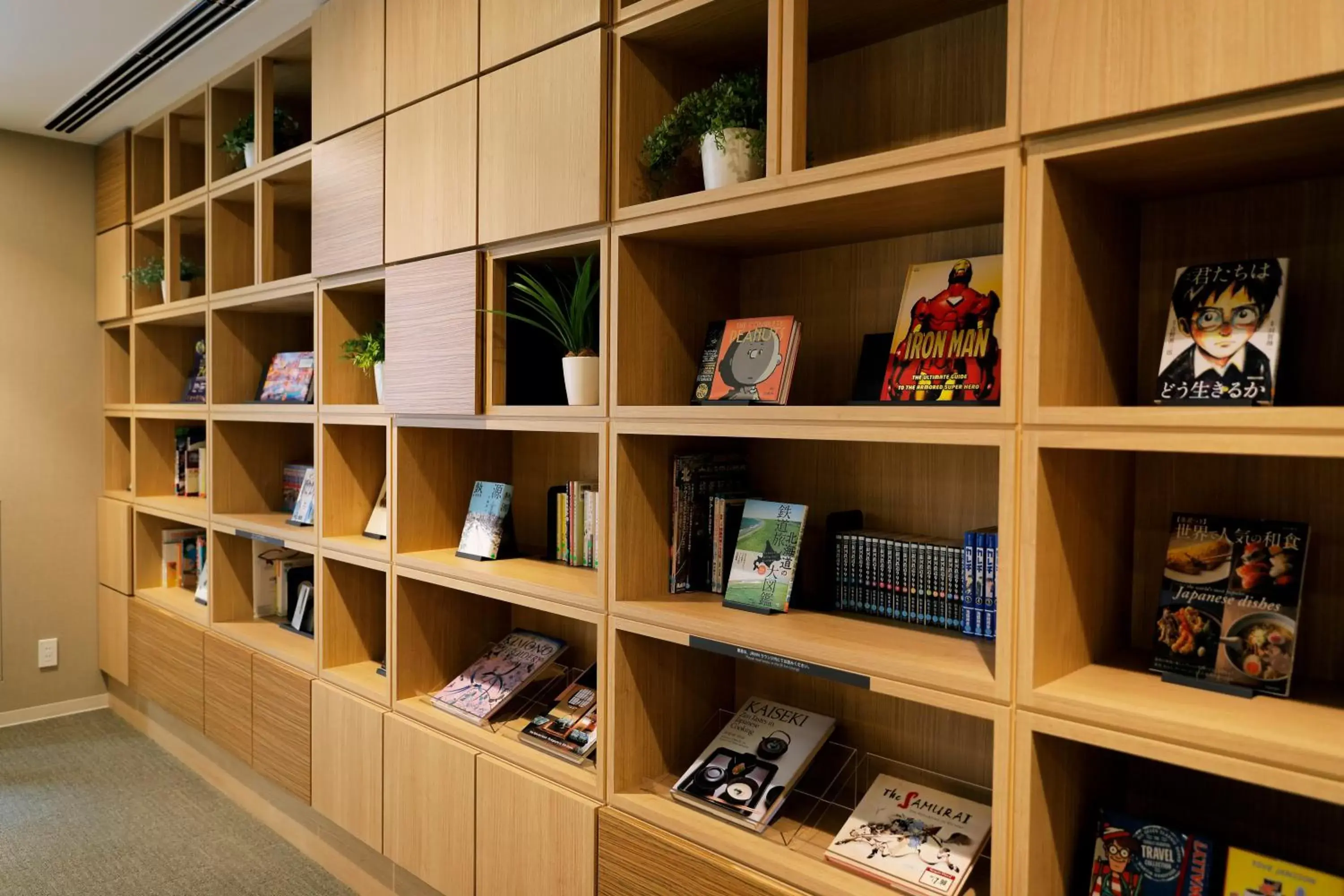 Lounge or bar in JR Inn Sapporo Kita 2 Jo Lounge or bar in JR Inn Sapporo Kita 2 Jo