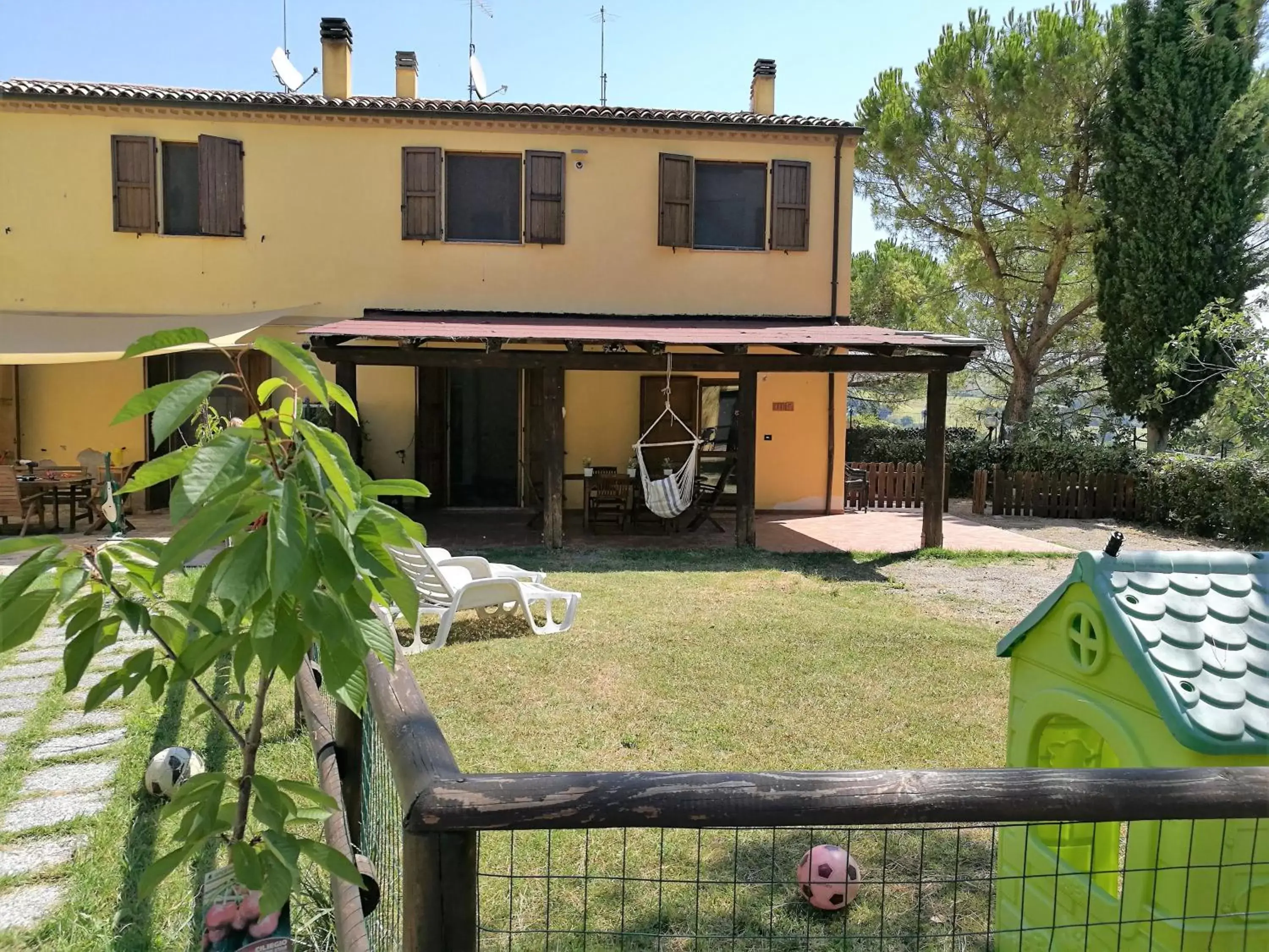 Garden view, Property Building in il Gelso Nero