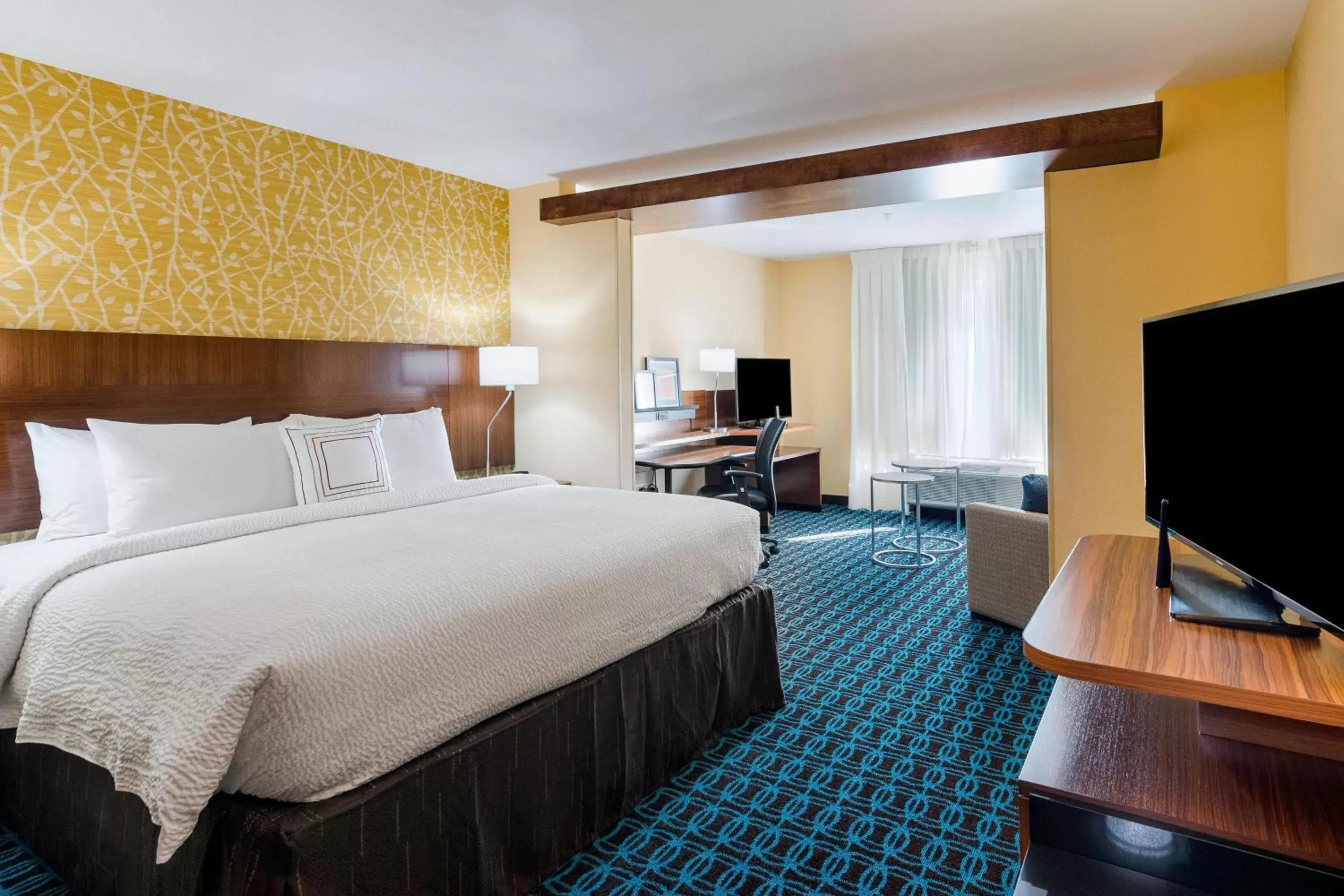 Bedroom, Bed in Fairfield Inn & Suites by Marriott Abingdon
