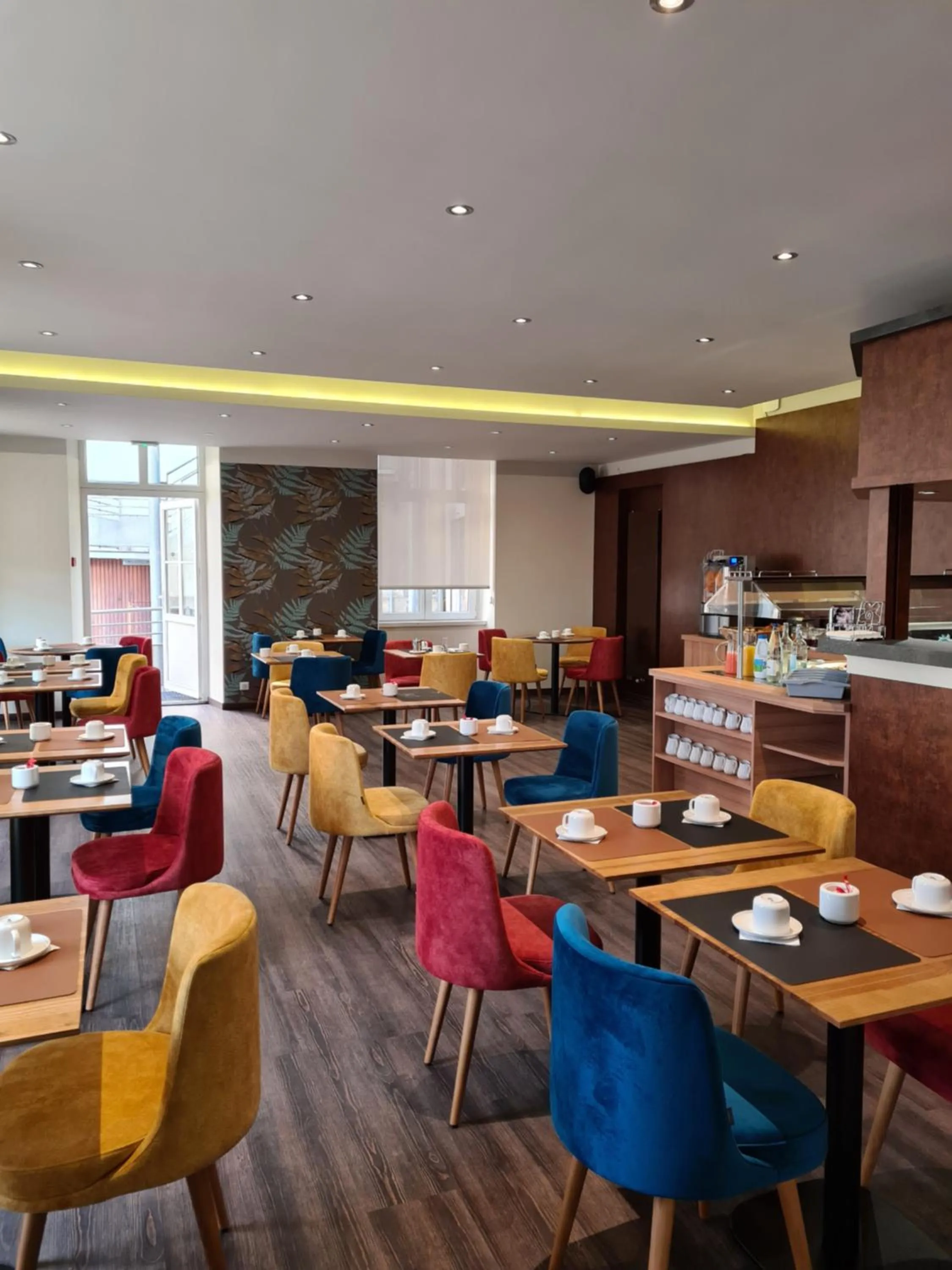 Breakfast in Hôtel la Guimbarde