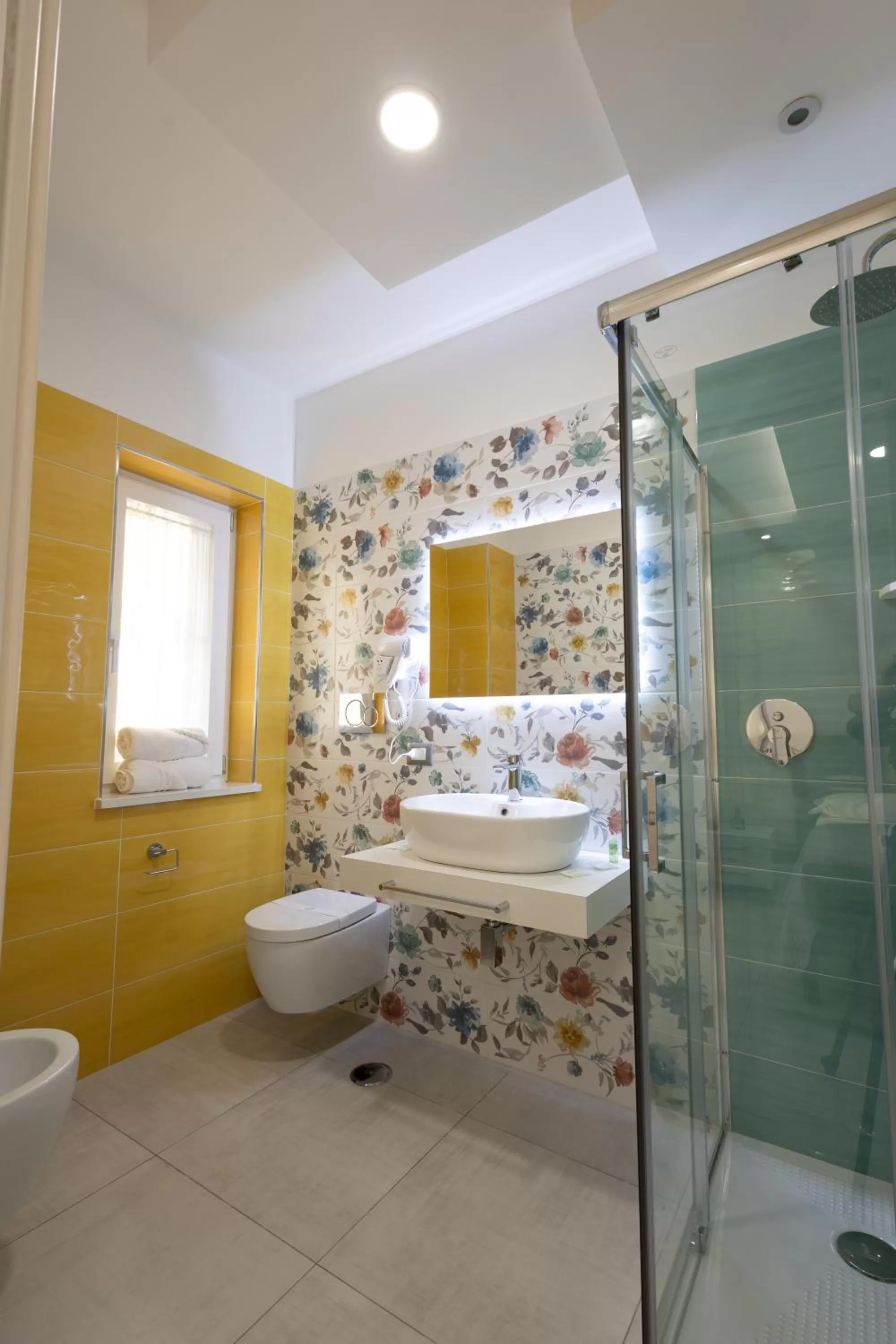 Shower, Bathroom in Rosy's House