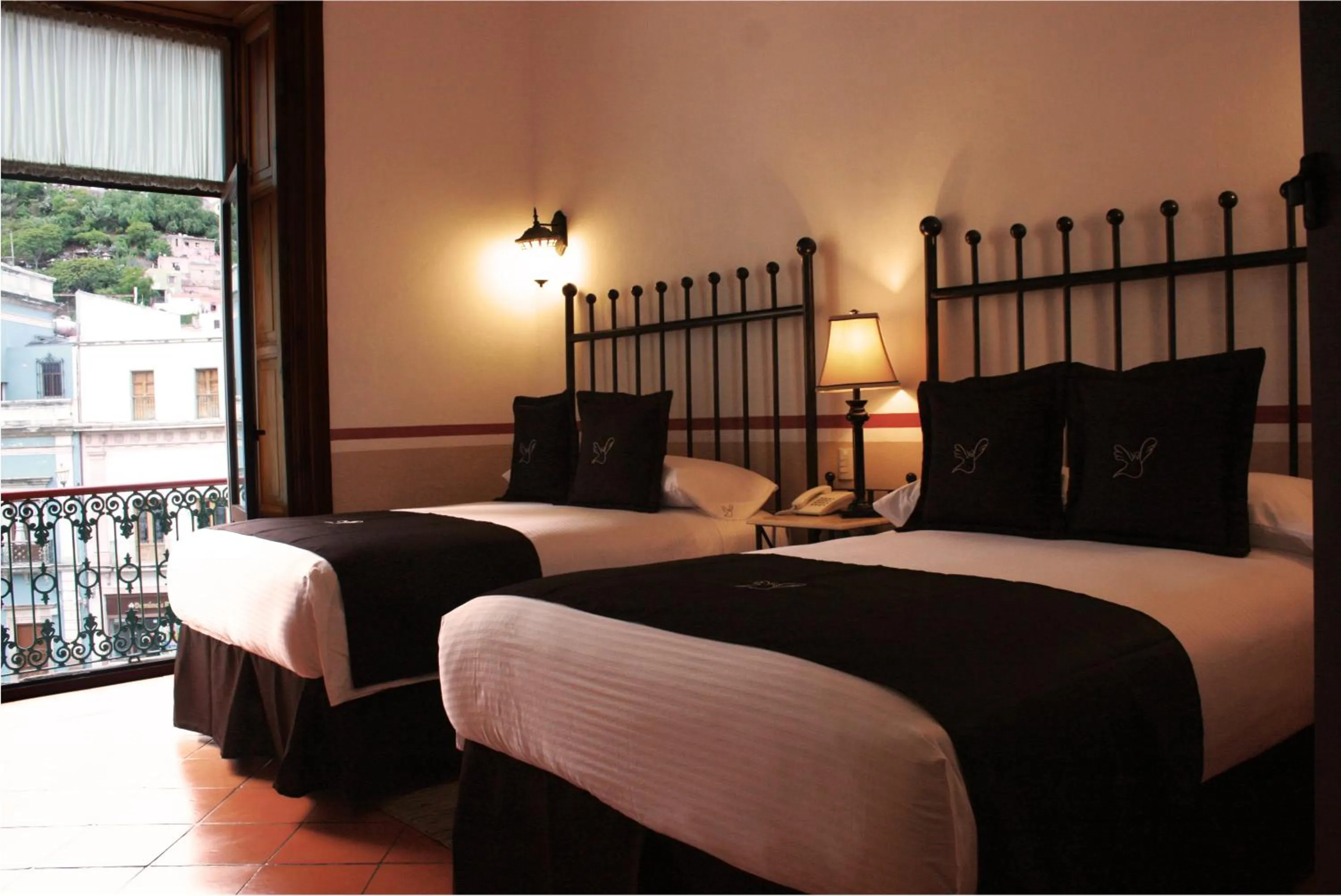 Bed in Hotel de la Paz