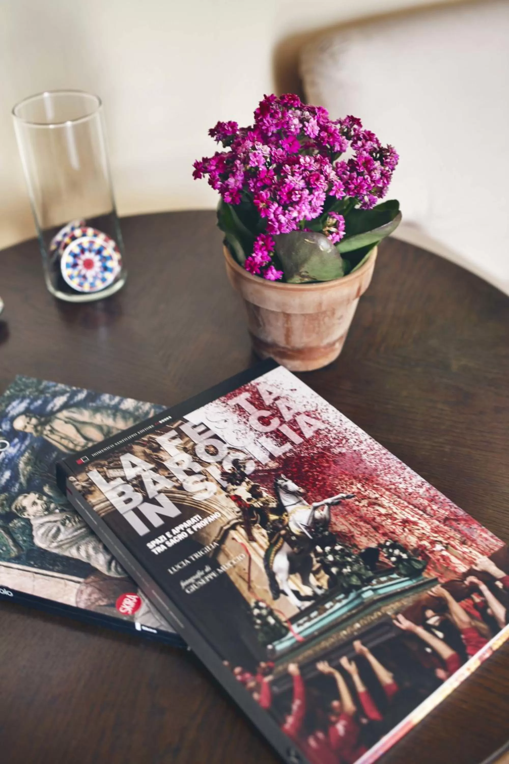 Decorative detail in Liodoro Catania B&B