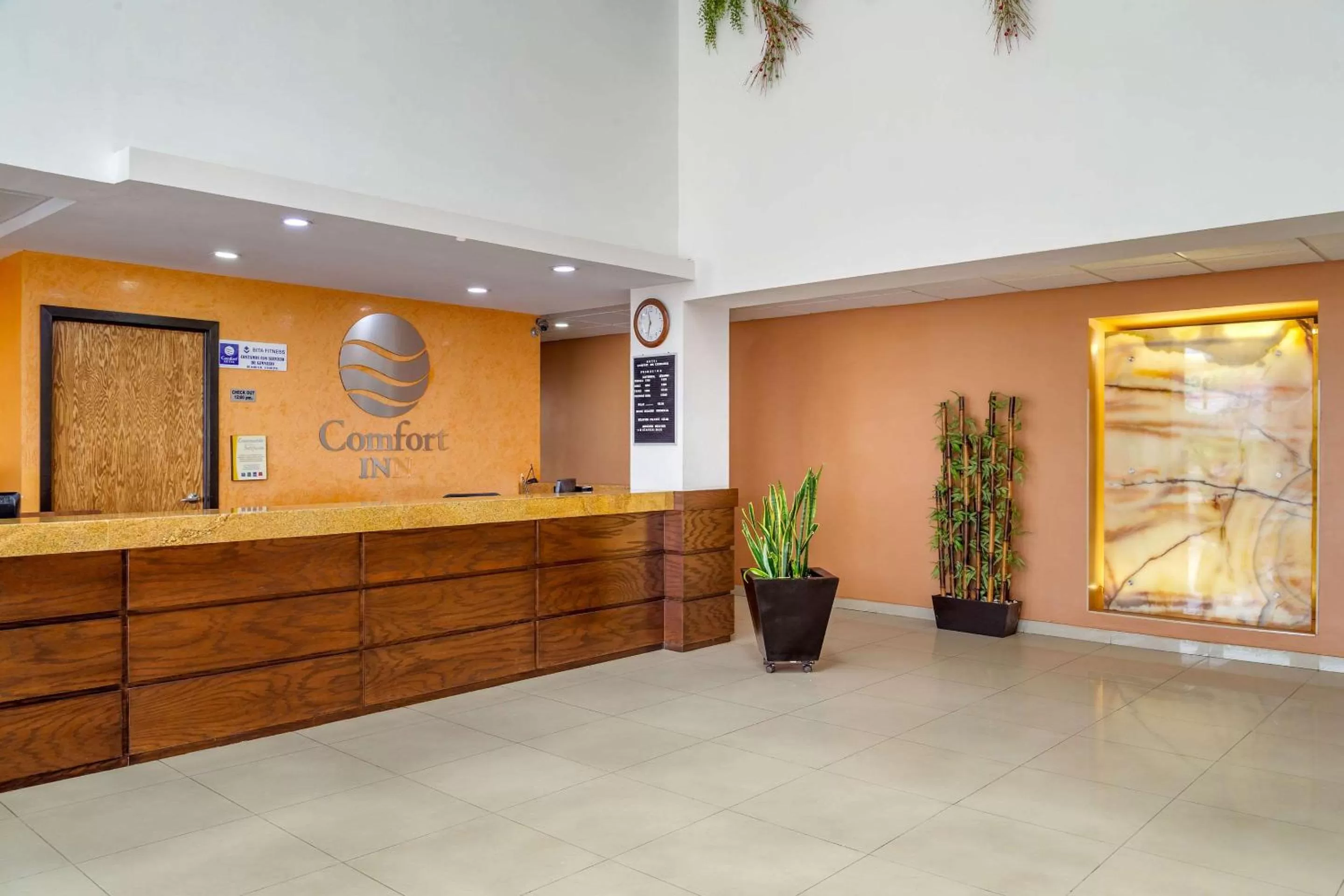 Lobby or reception in Comfort Inn Chihuahua