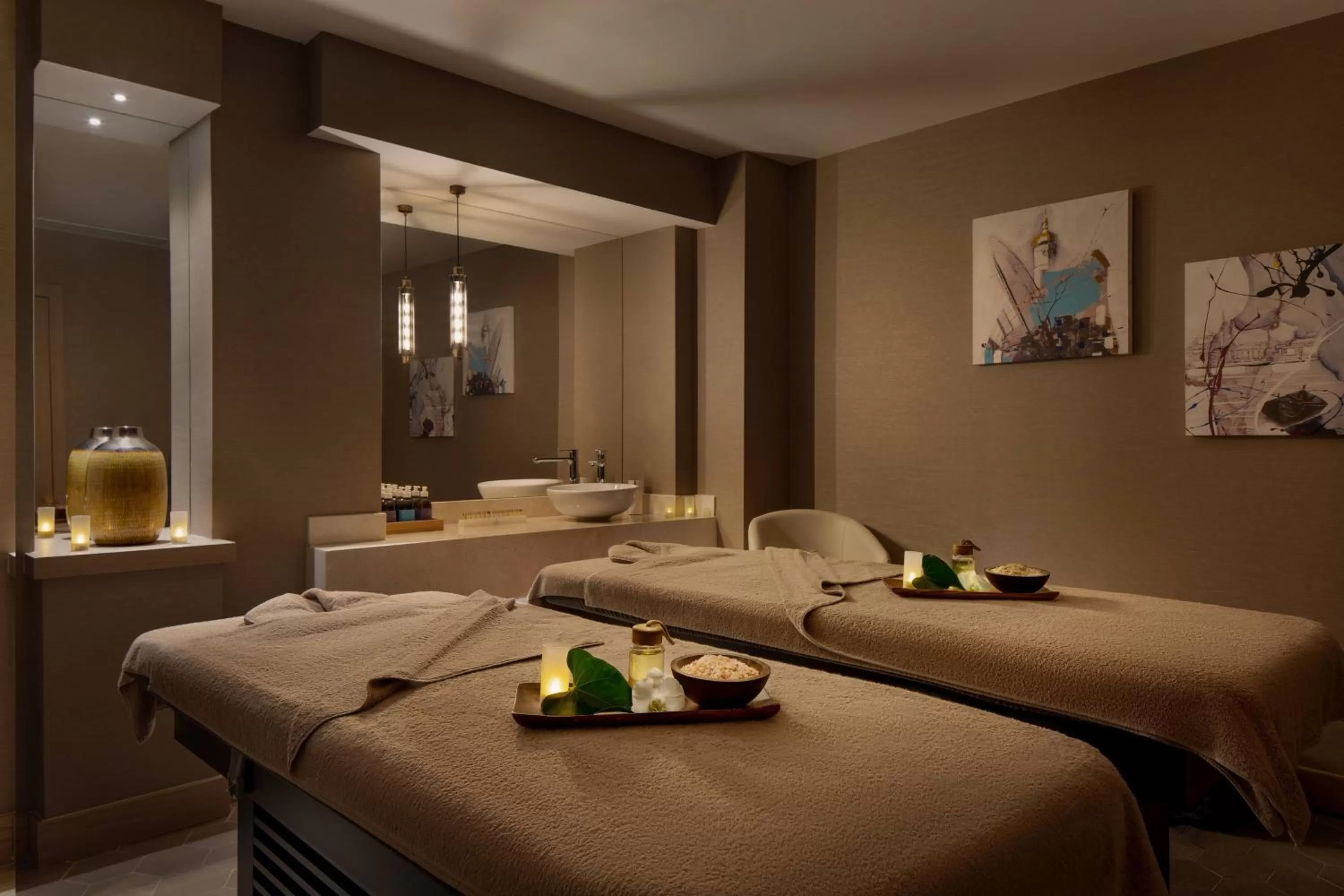 Spa and wellness centre/facilities, Bed in JW Marriott Istanbul Bosphorus