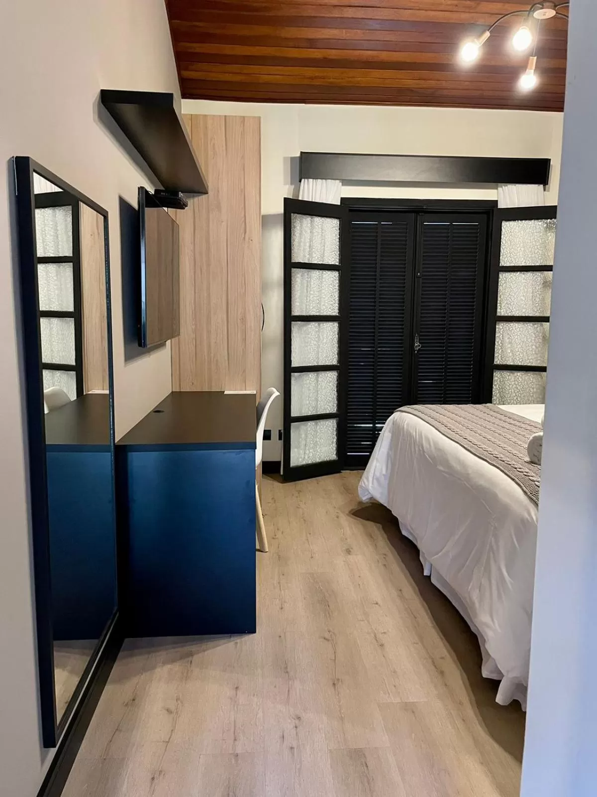 Bedroom, Bed in Pousada Terrazzo Bonjardim - by Easy Hotéis