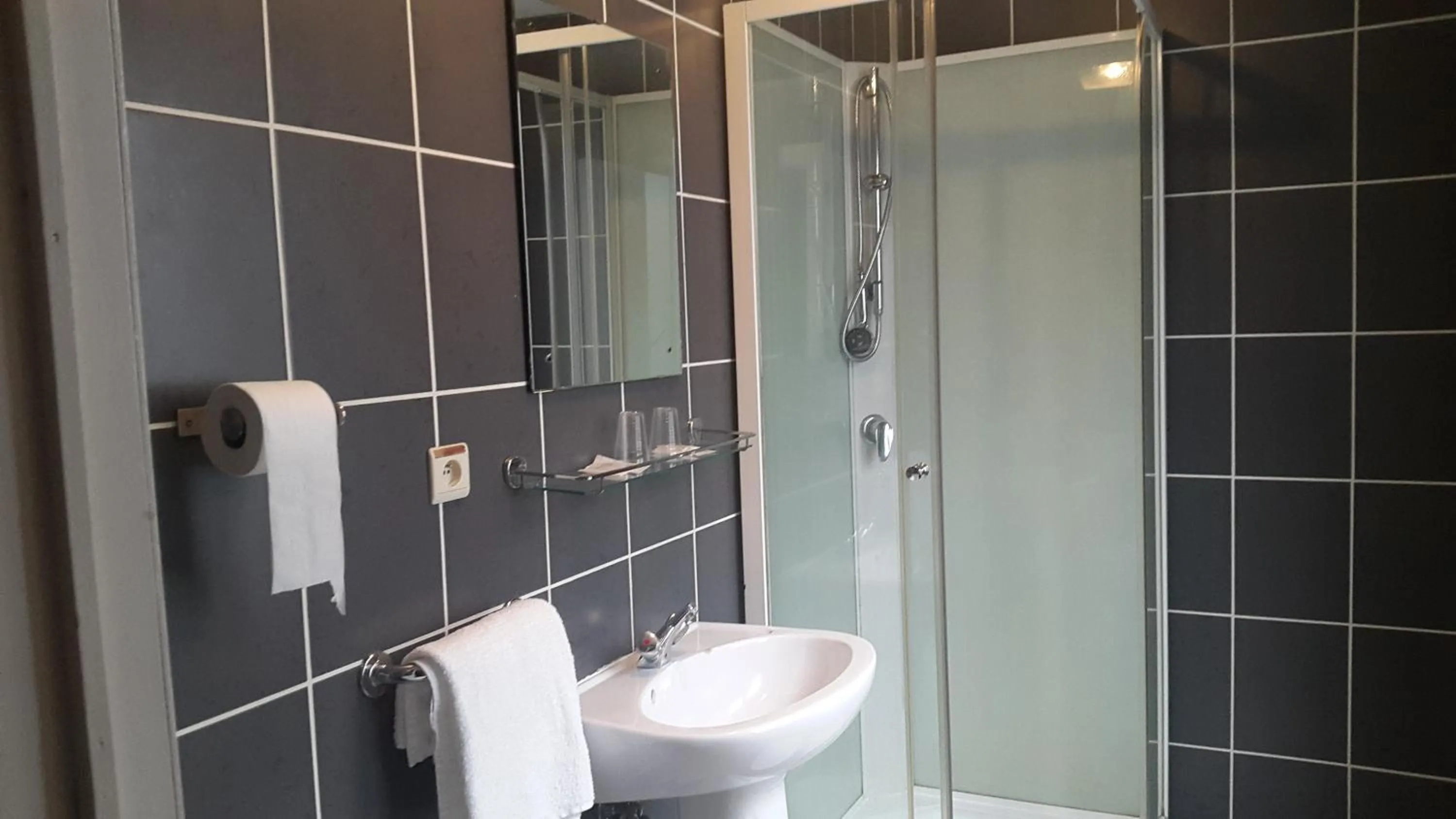 Bathroom in Hotel Antwerp Billard Palace