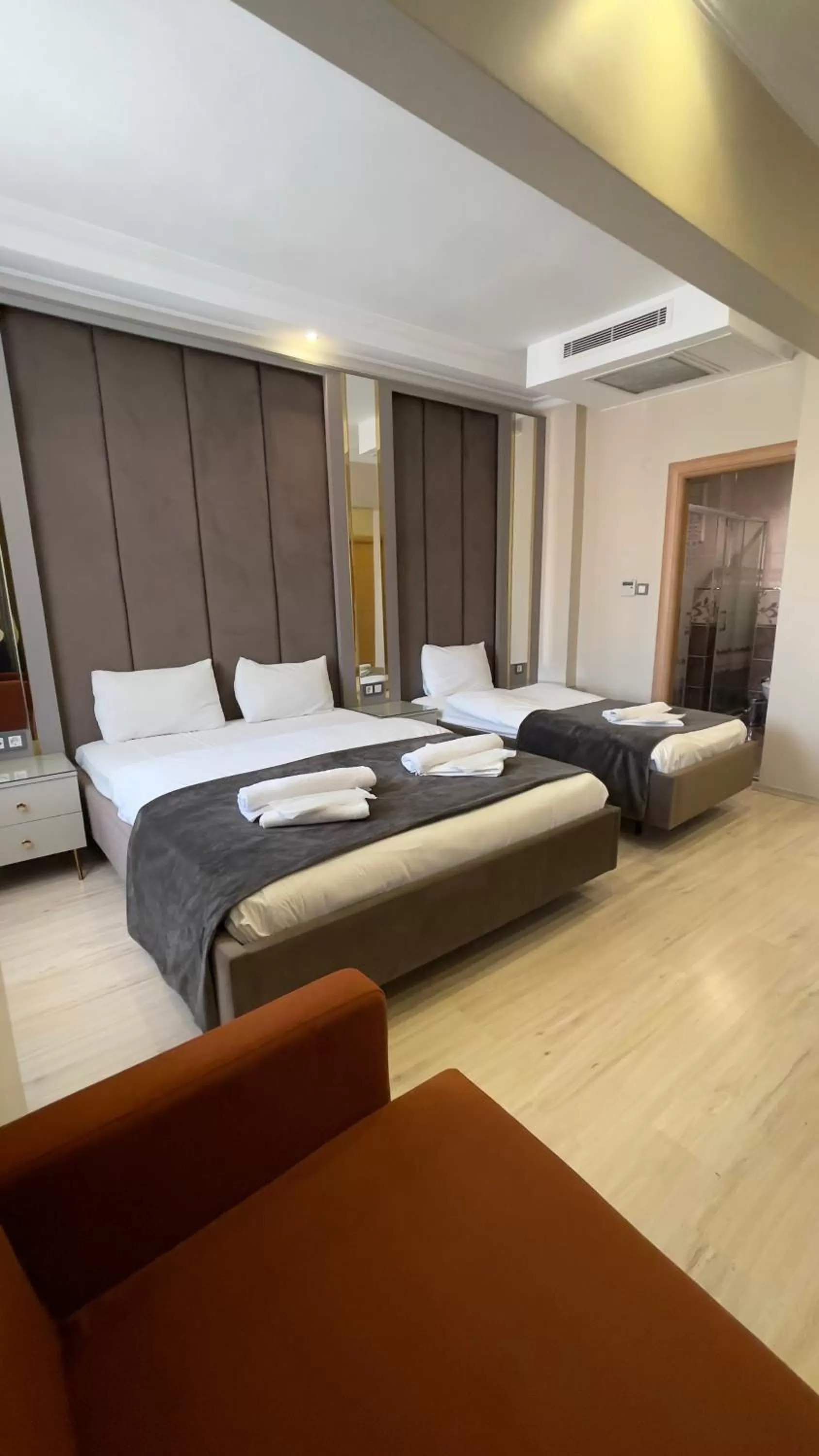 Photo of the whole room, Bed in Reyyan Hotel