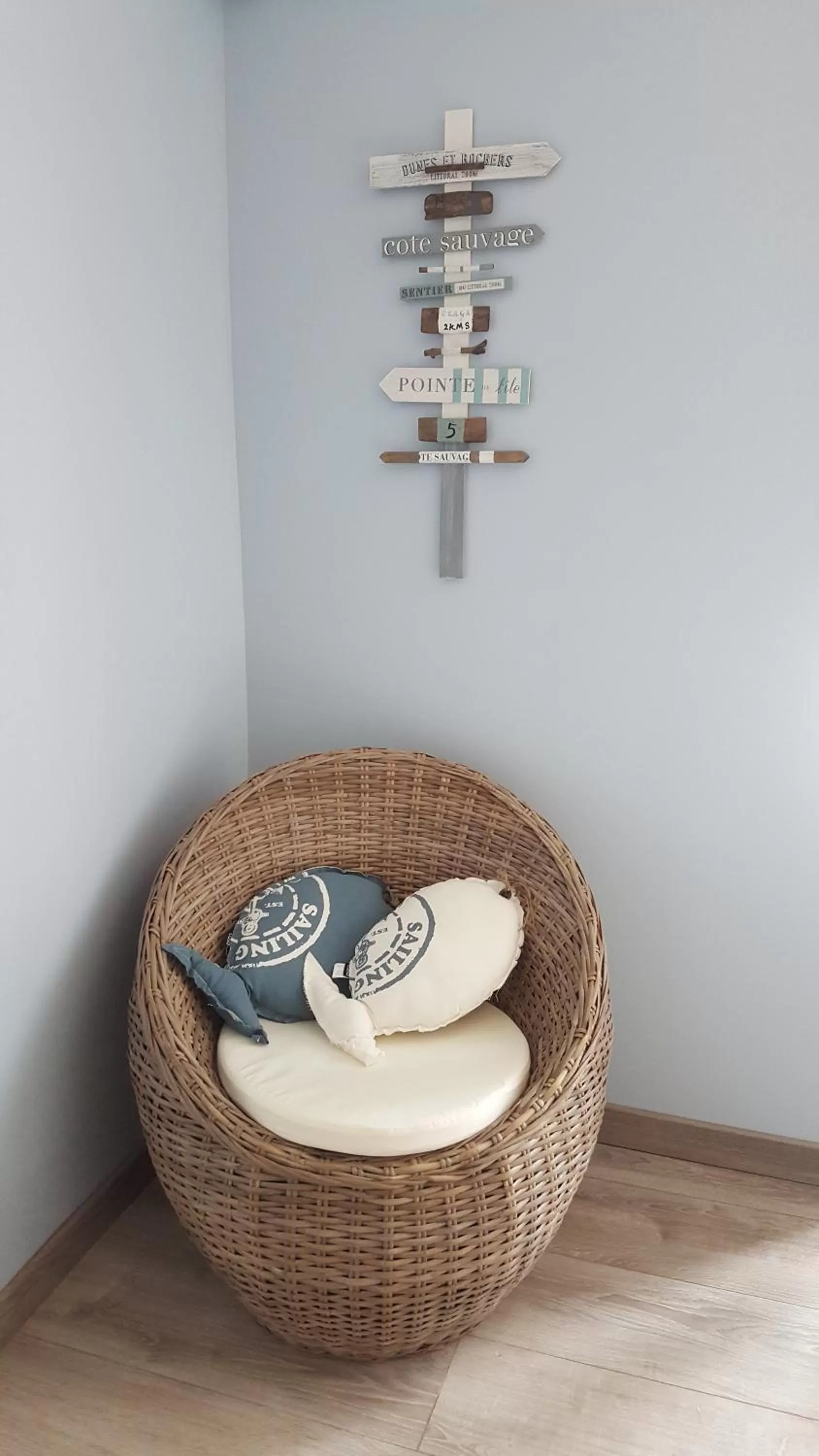 Decorative detail in B&B Des Histoires d'Anges - Côté Jardin - Accueil Vélo