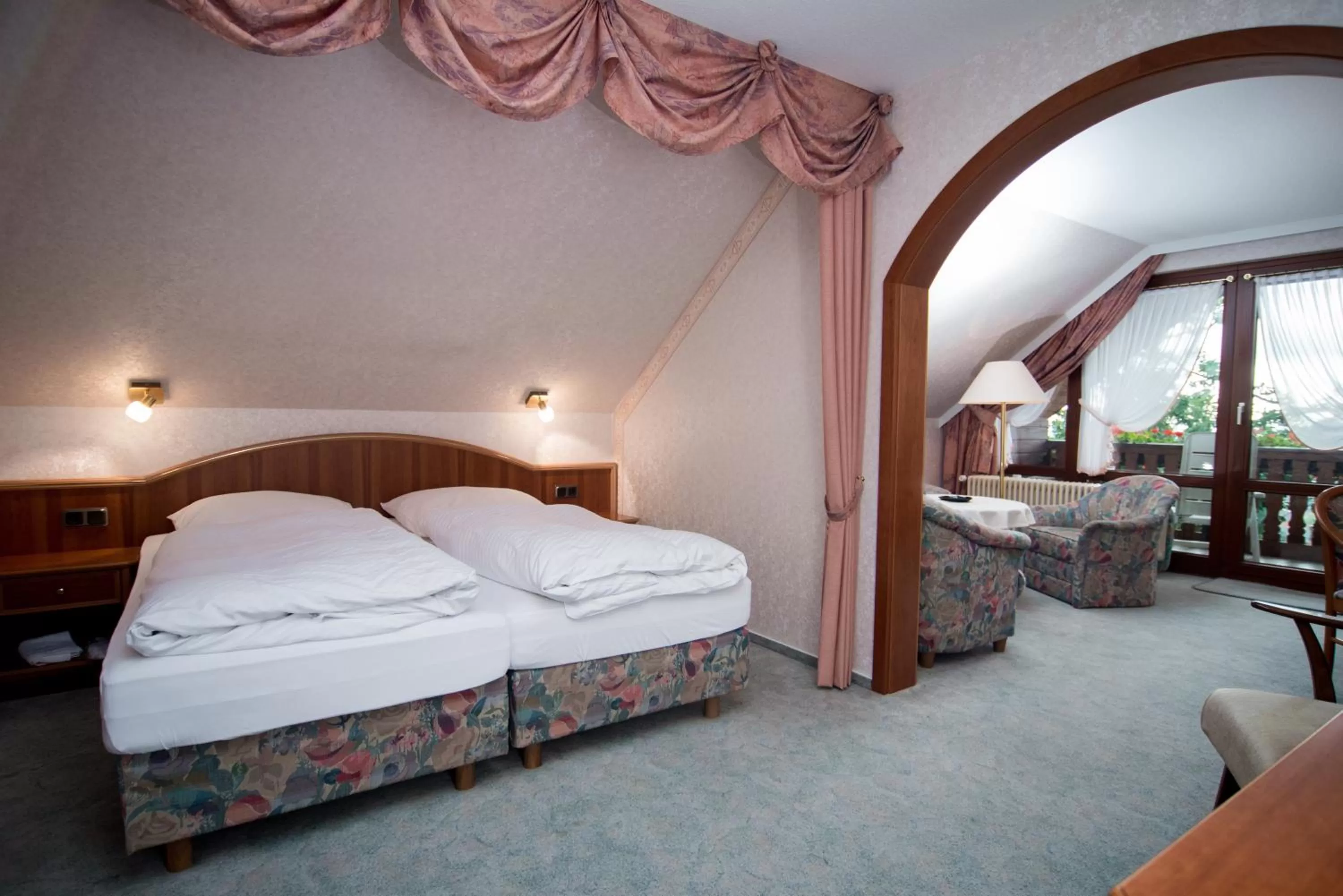 Bed in Hotel Sonnenhof