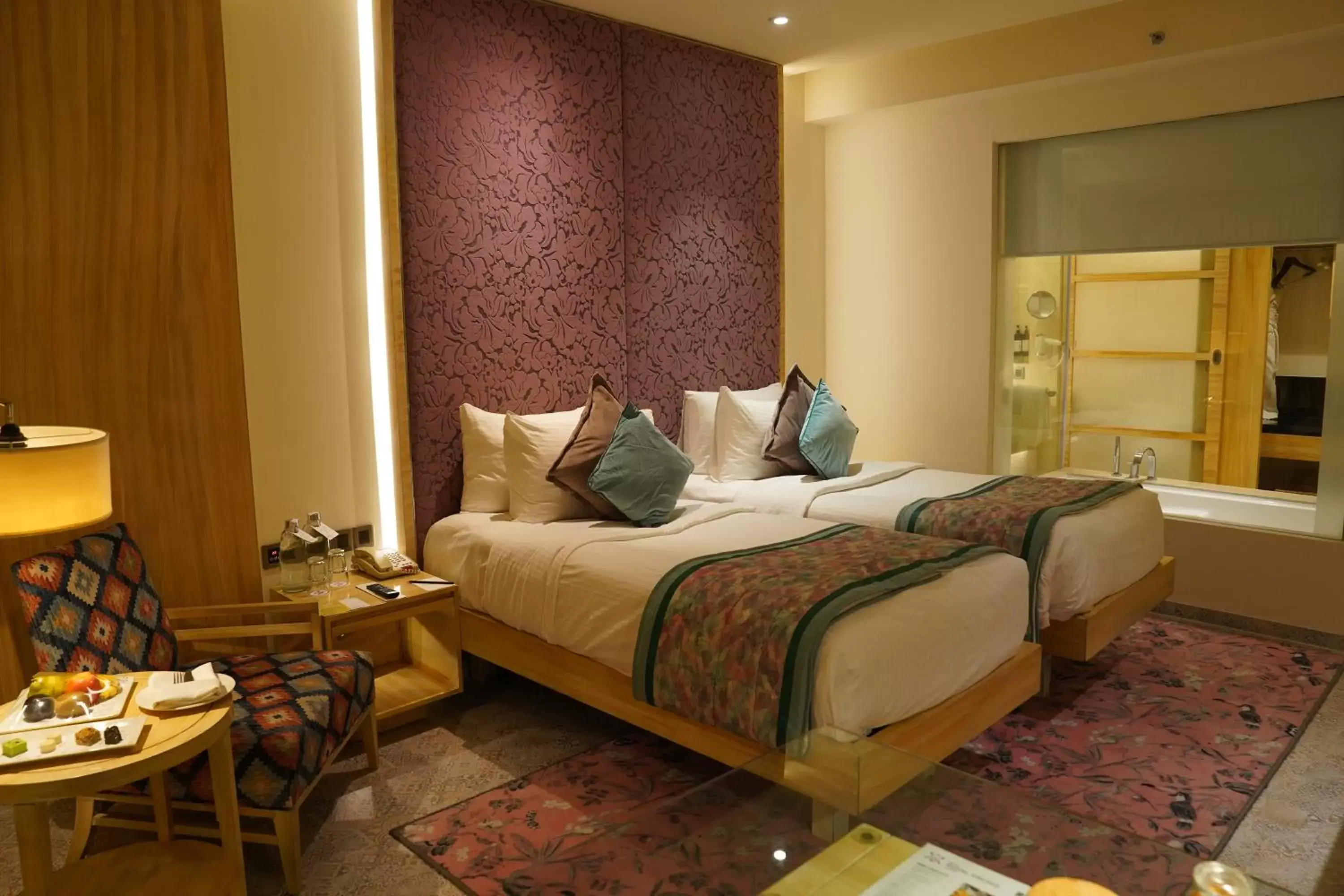 hair dresser, Bed in Hotel Royal Orchid Jaipur, 3 Kms to Airport