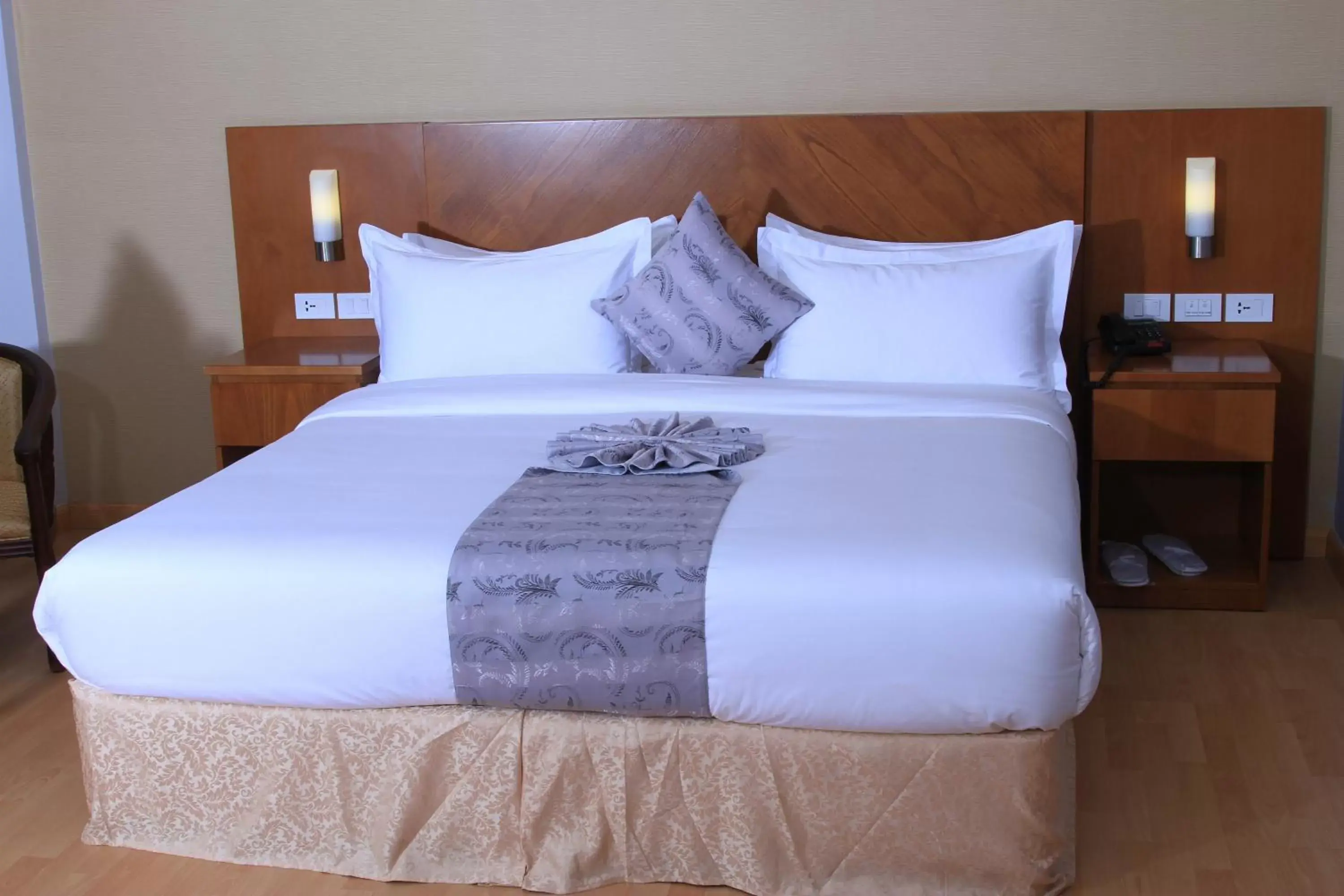 Bed in Azzeman Hotel