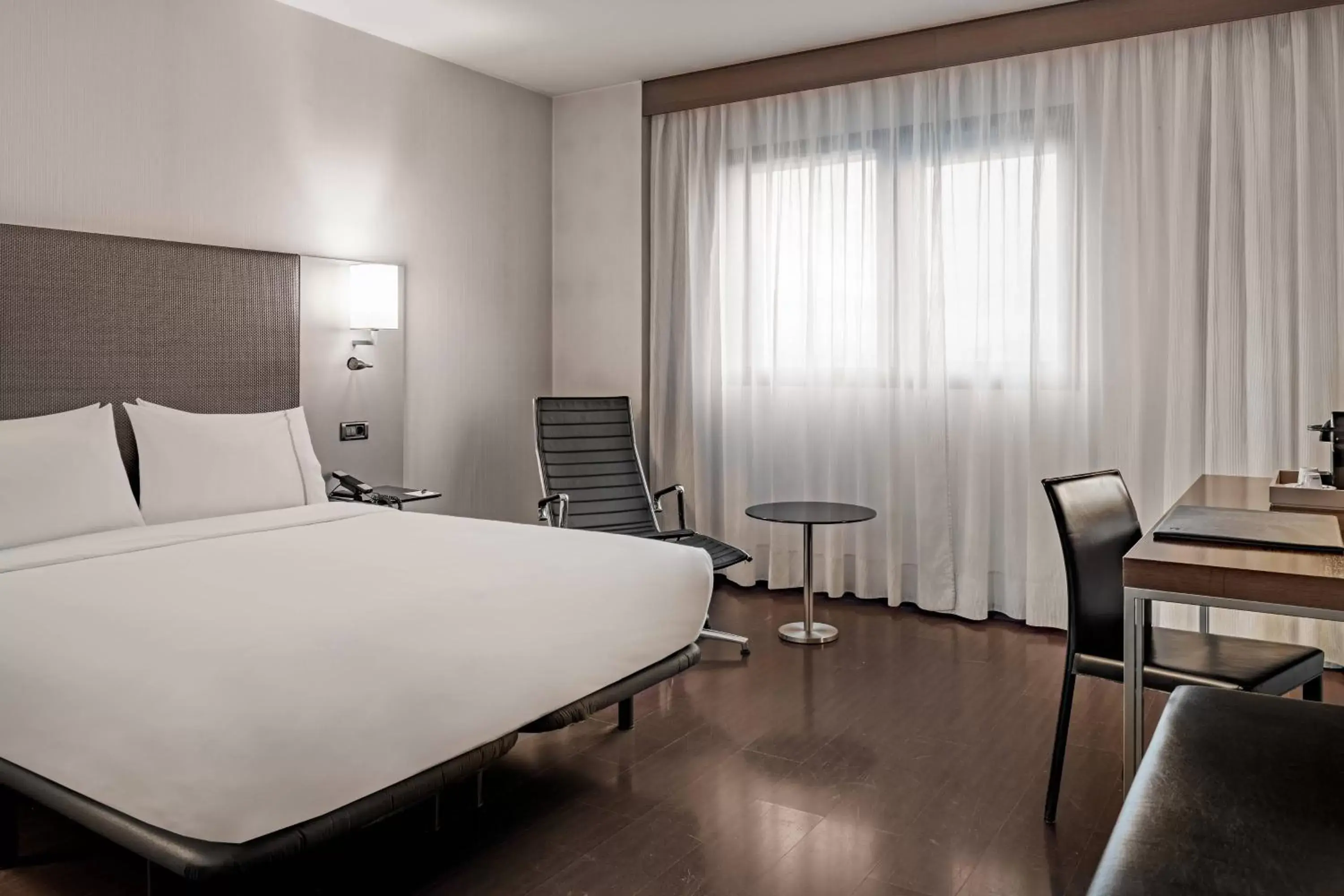 Photo of the whole room, Bed in AC Hotel Porto by Marriott