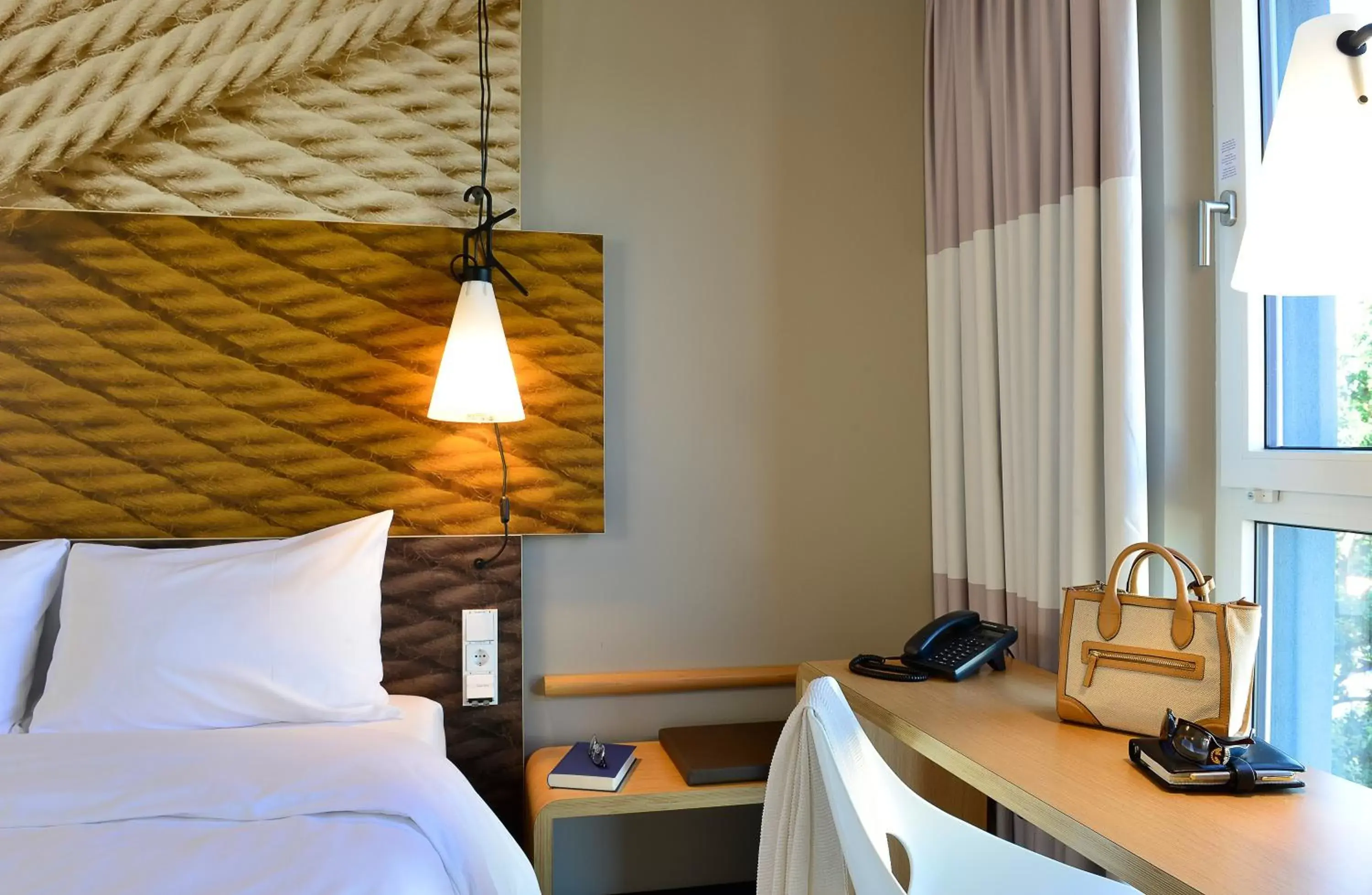 Photo of the whole room, Bed in Ibis München Airport Süd Photo of the whole room, Bed in Ibis München Airport Süd