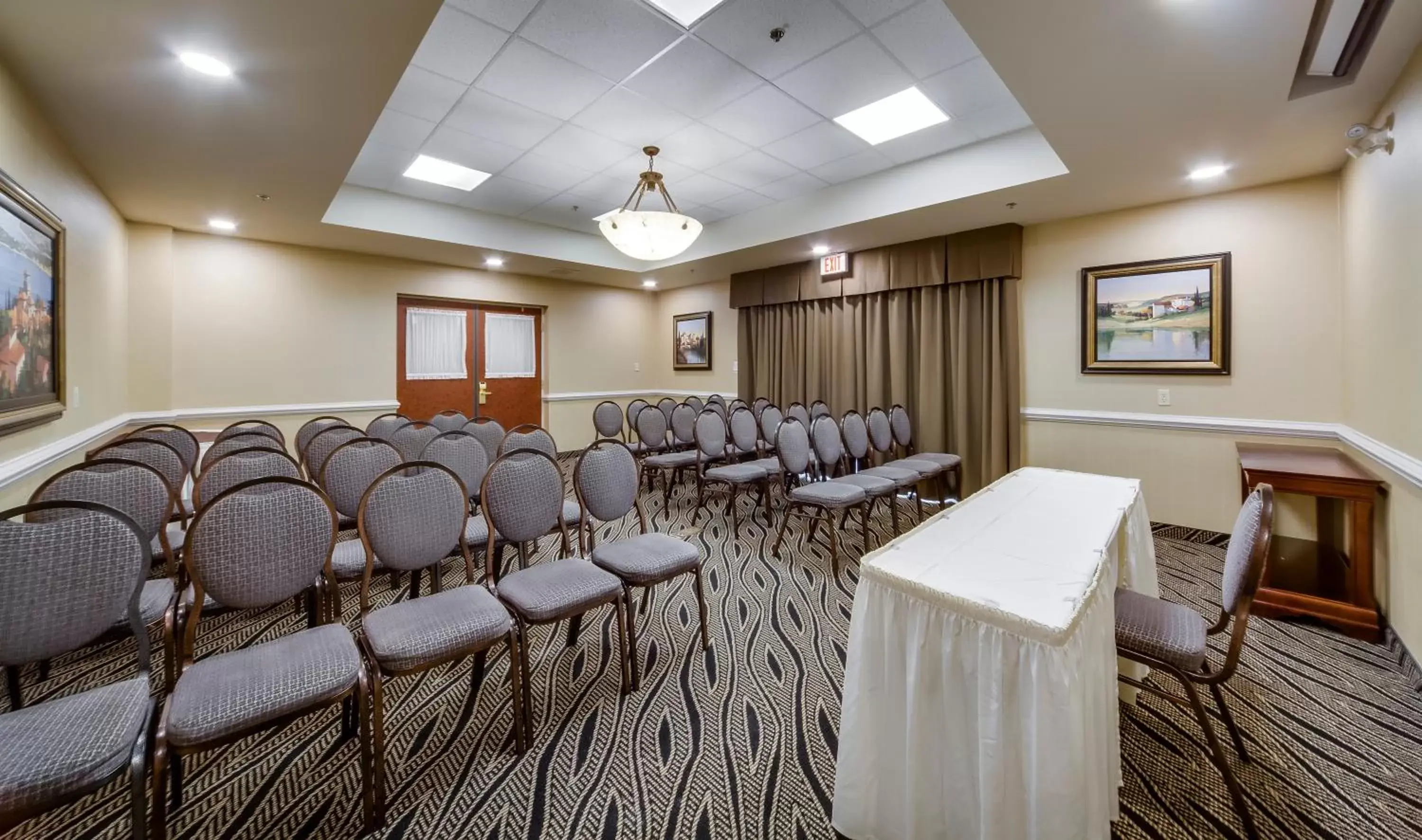 Meeting/conference room, Business Area/Conference Room in Monte Carlo Inn Vaughan Suites