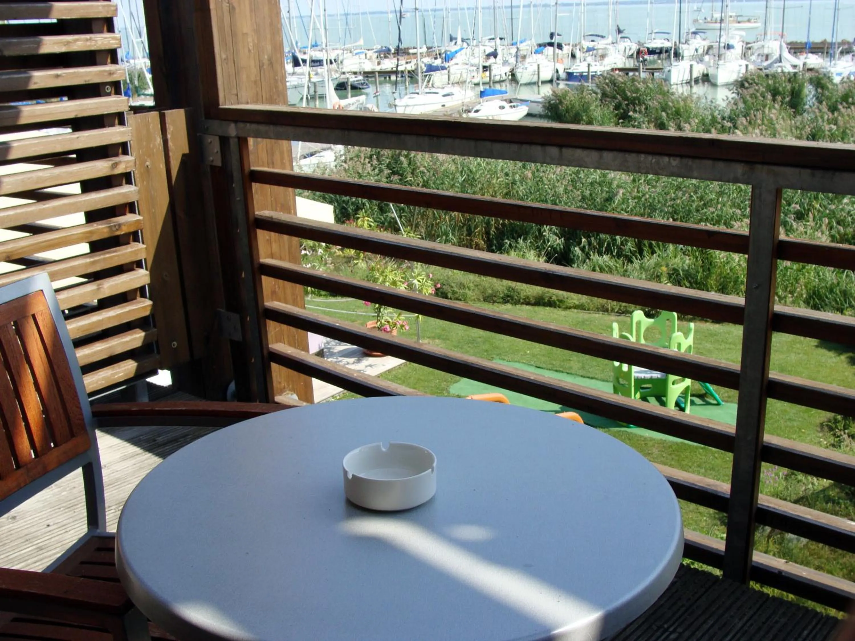 Double Room with Panoramic Lake View in Hotel Golden Lake Resort