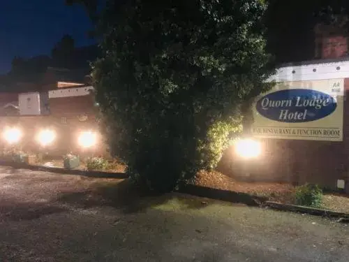 Facade/entrance, Property Logo/Sign in The Quorn Lodge Hotel