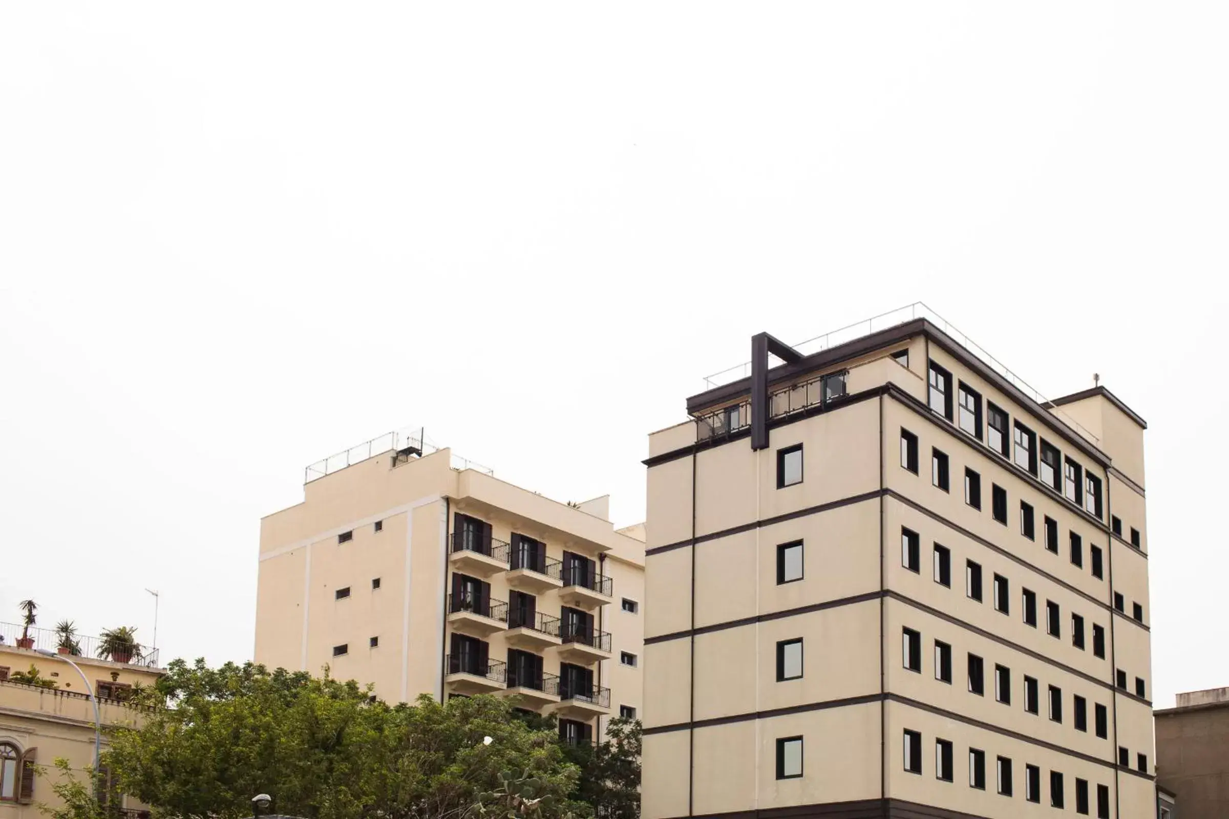 Facade/entrance, Property Building in Hotel Continental