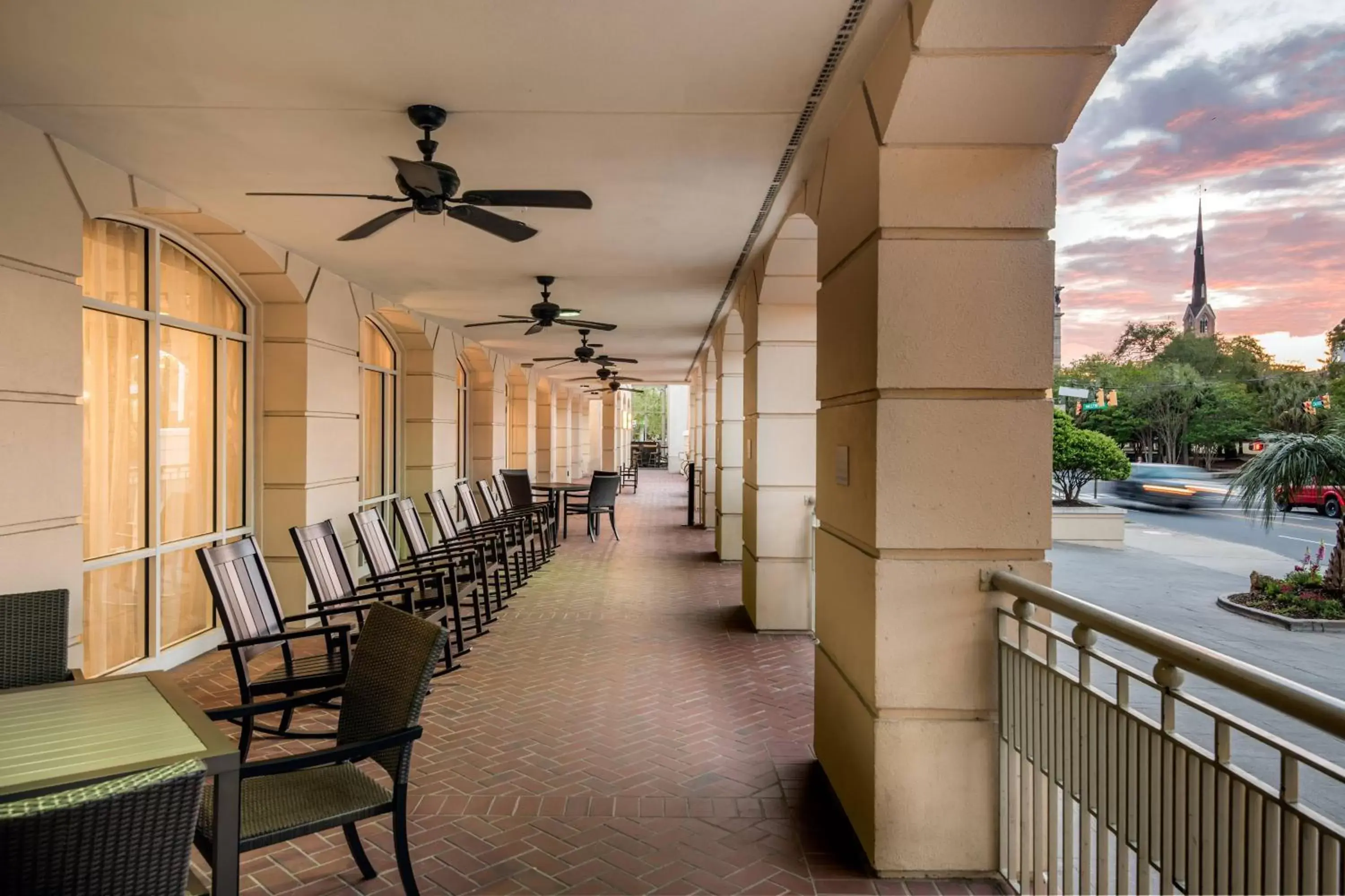 Property building, Balcony/Terrace in Courtyard by Marriott Charleston Historic District