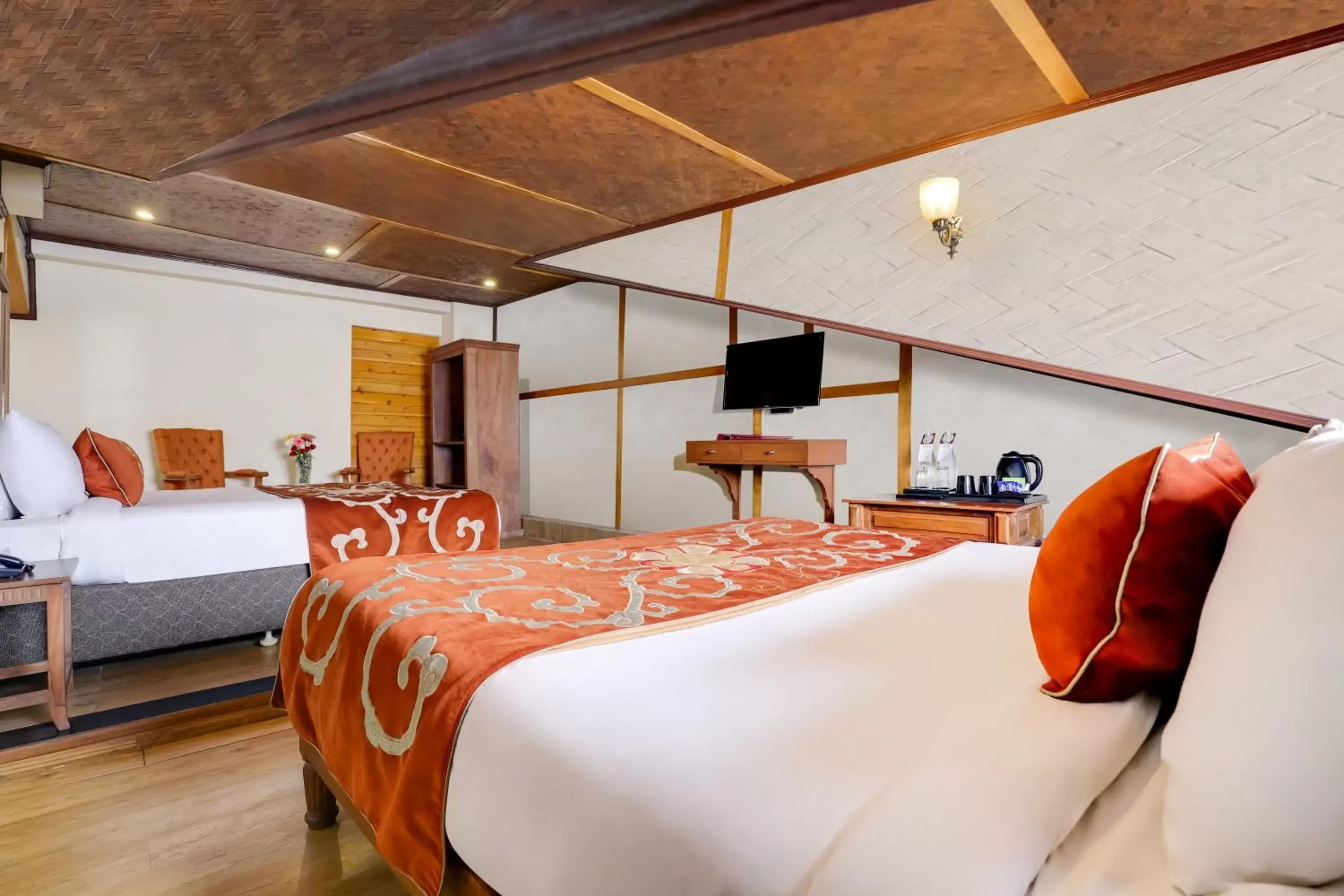 Bed in Summit Hermon Hotel & Spa