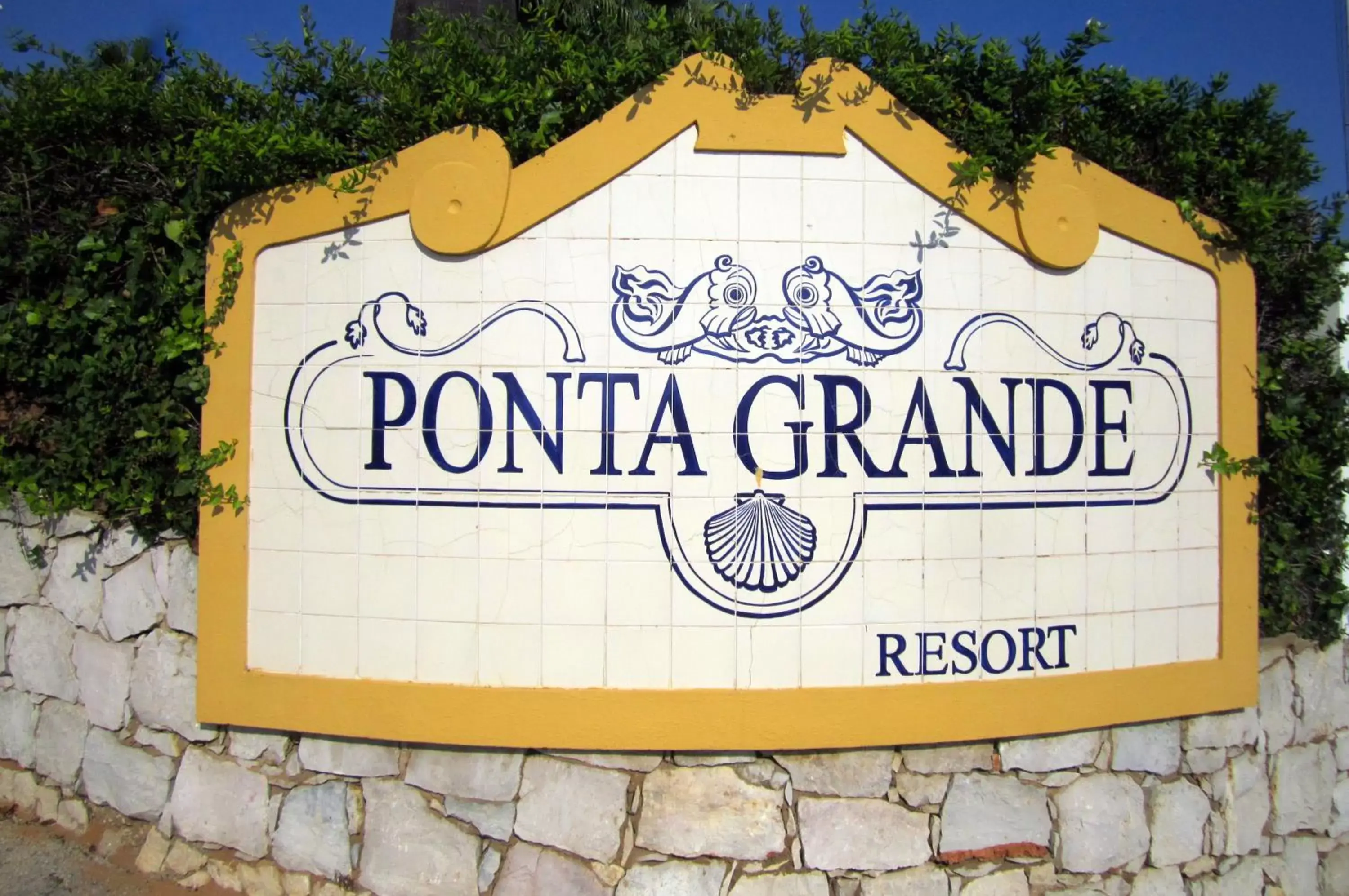 Property logo or sign, Property Logo/Sign in Ponta Grande Sao Rafael Resort by Umbral