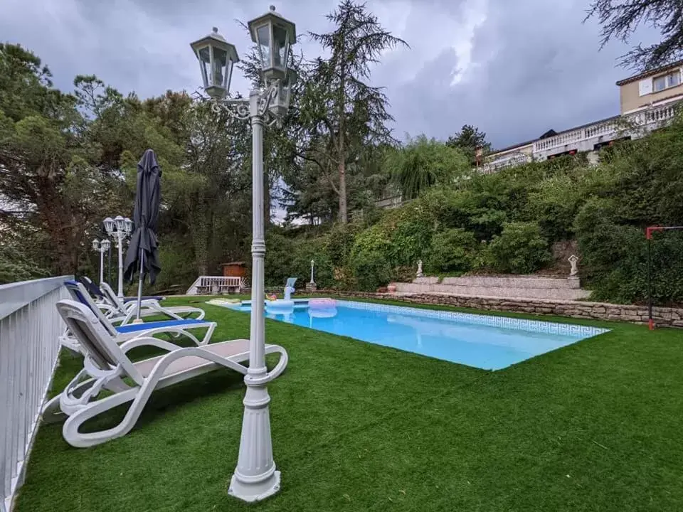 Swimming Pool in Tikazéla - Domaine Ombre et Lumière