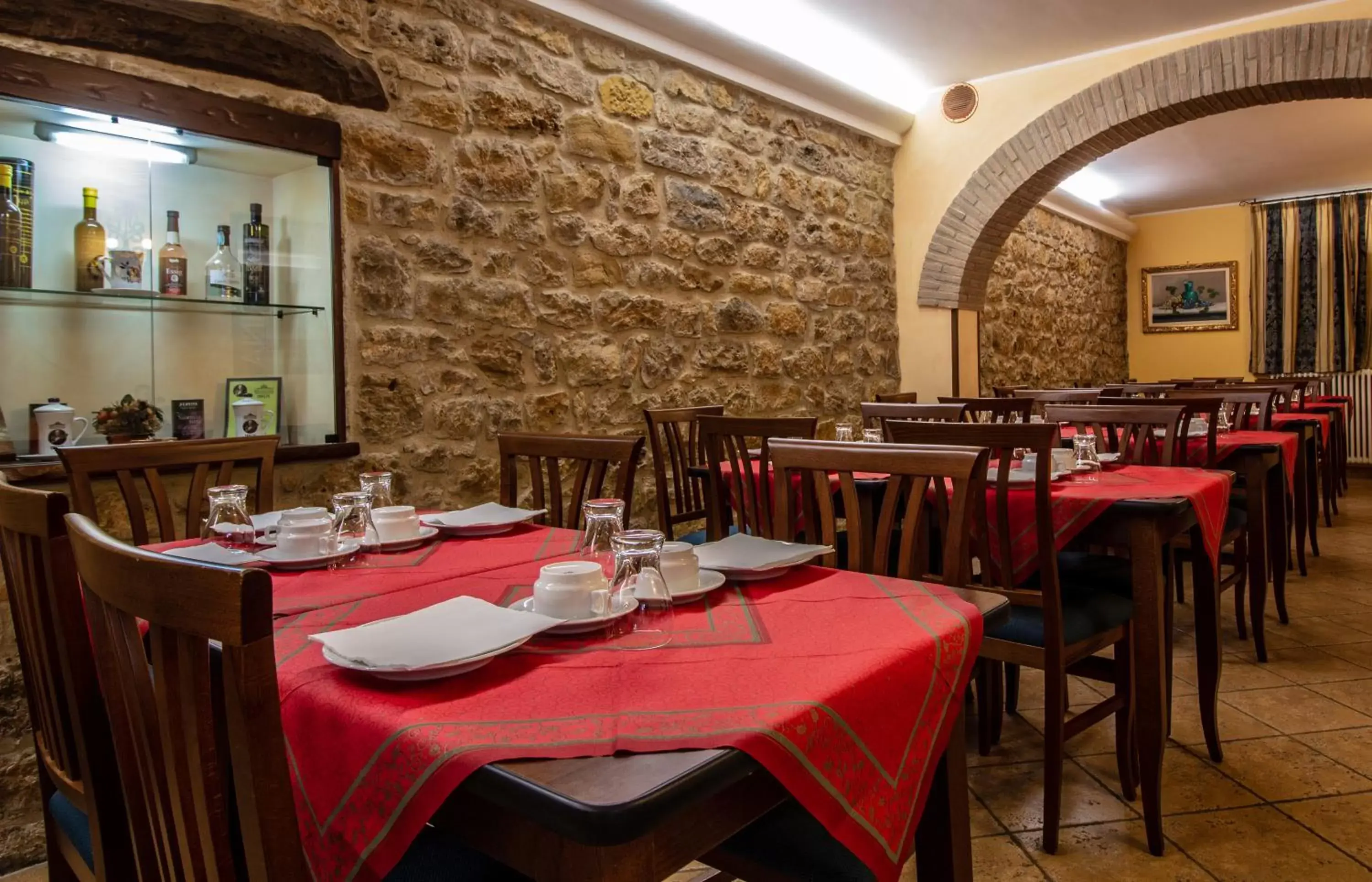 Restaurant/Places to Eat in Hotel Gangi