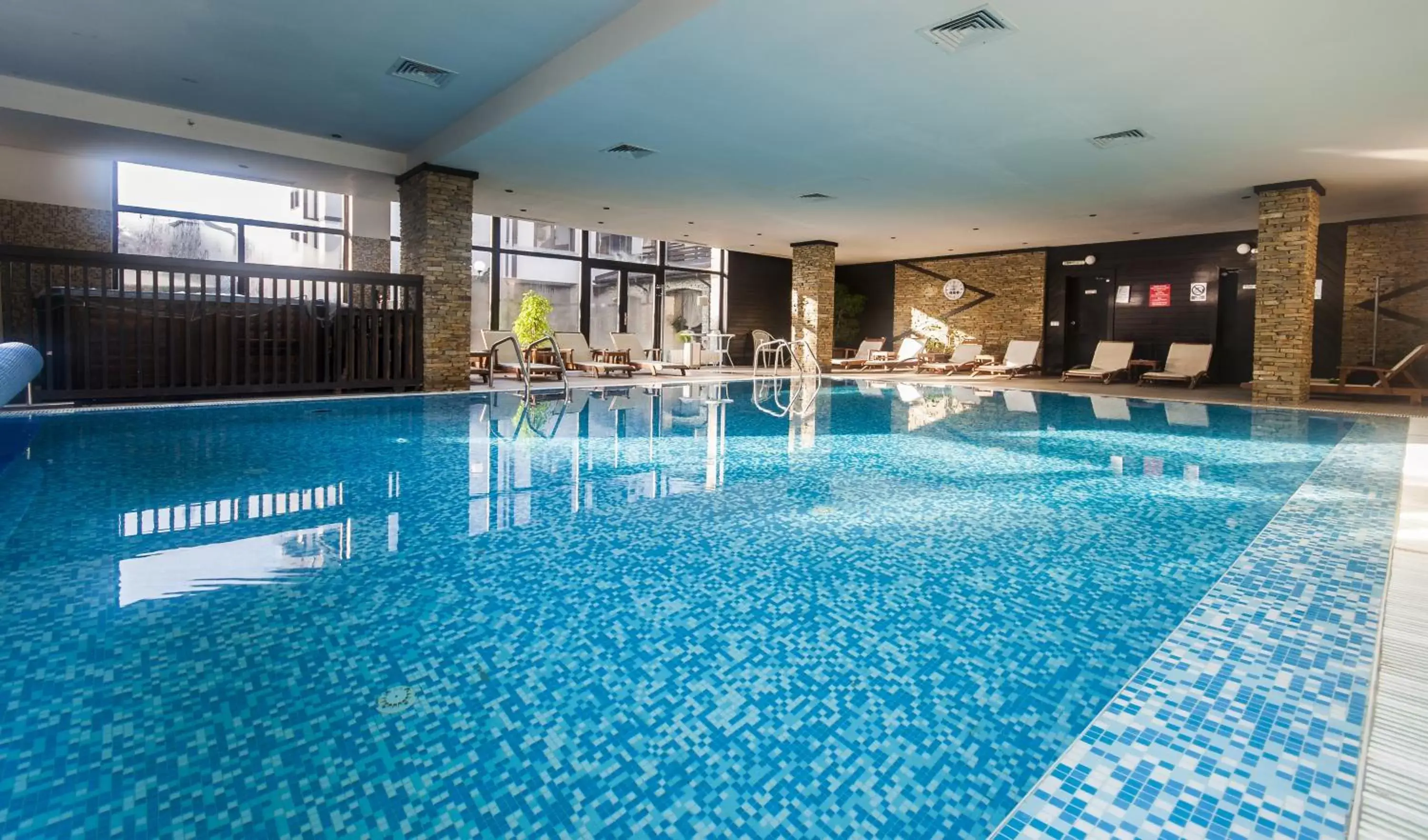 Spa and wellness centre/facilities, Swimming Pool in Hotel Bansko SPA & Holidays - Free Parking