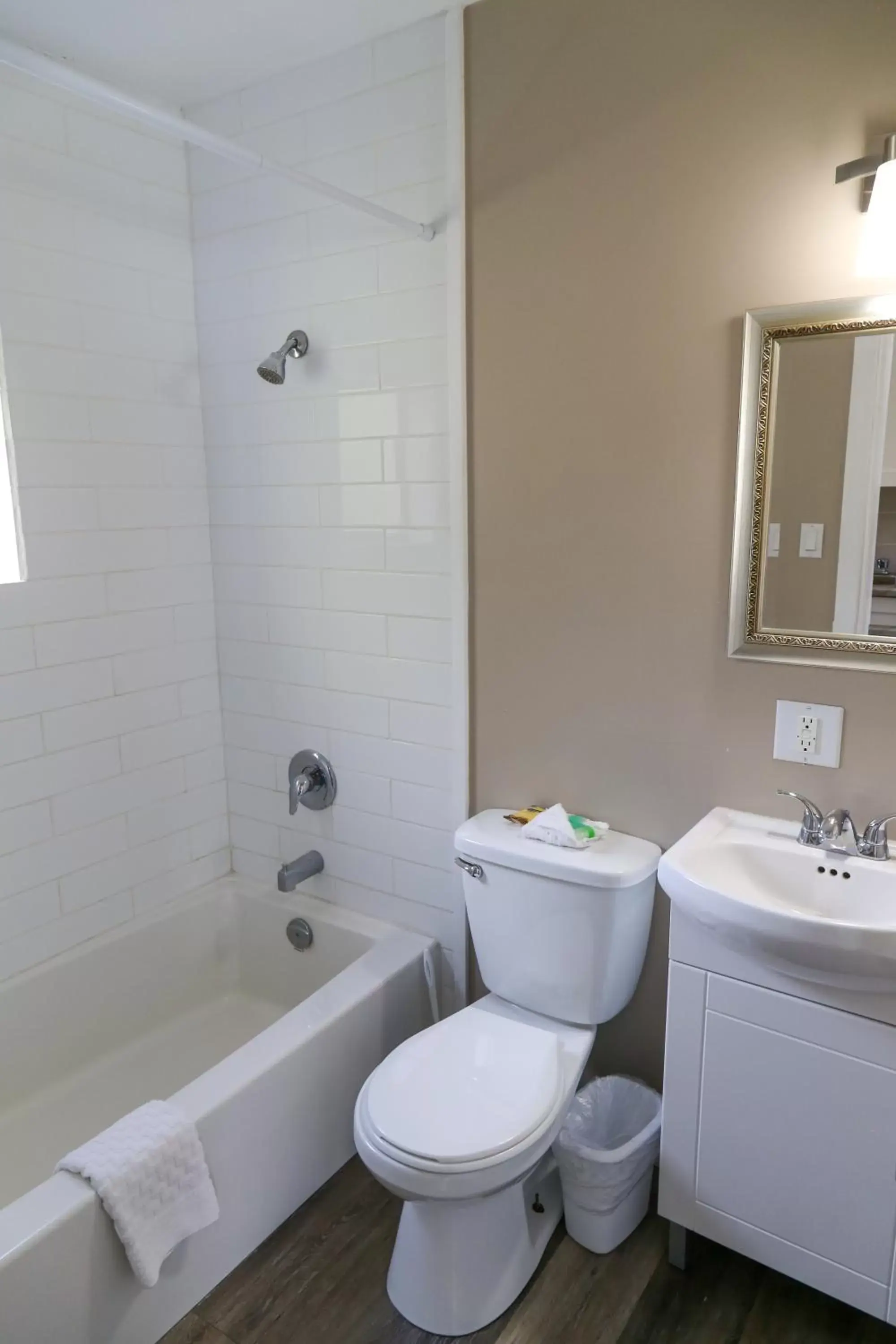 Bathroom in Richter Pass Beach Resort