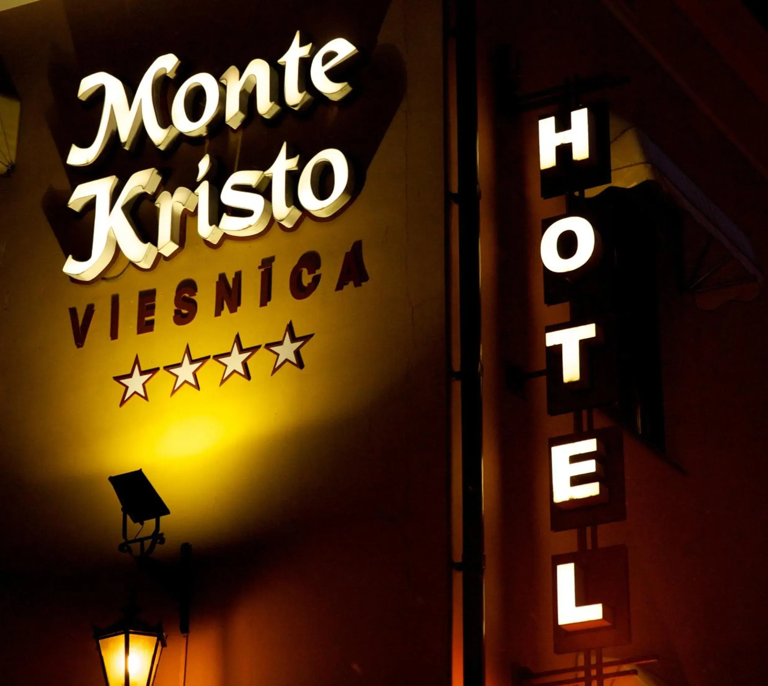 Facade/entrance in Boutique Hotel Monte Kristo