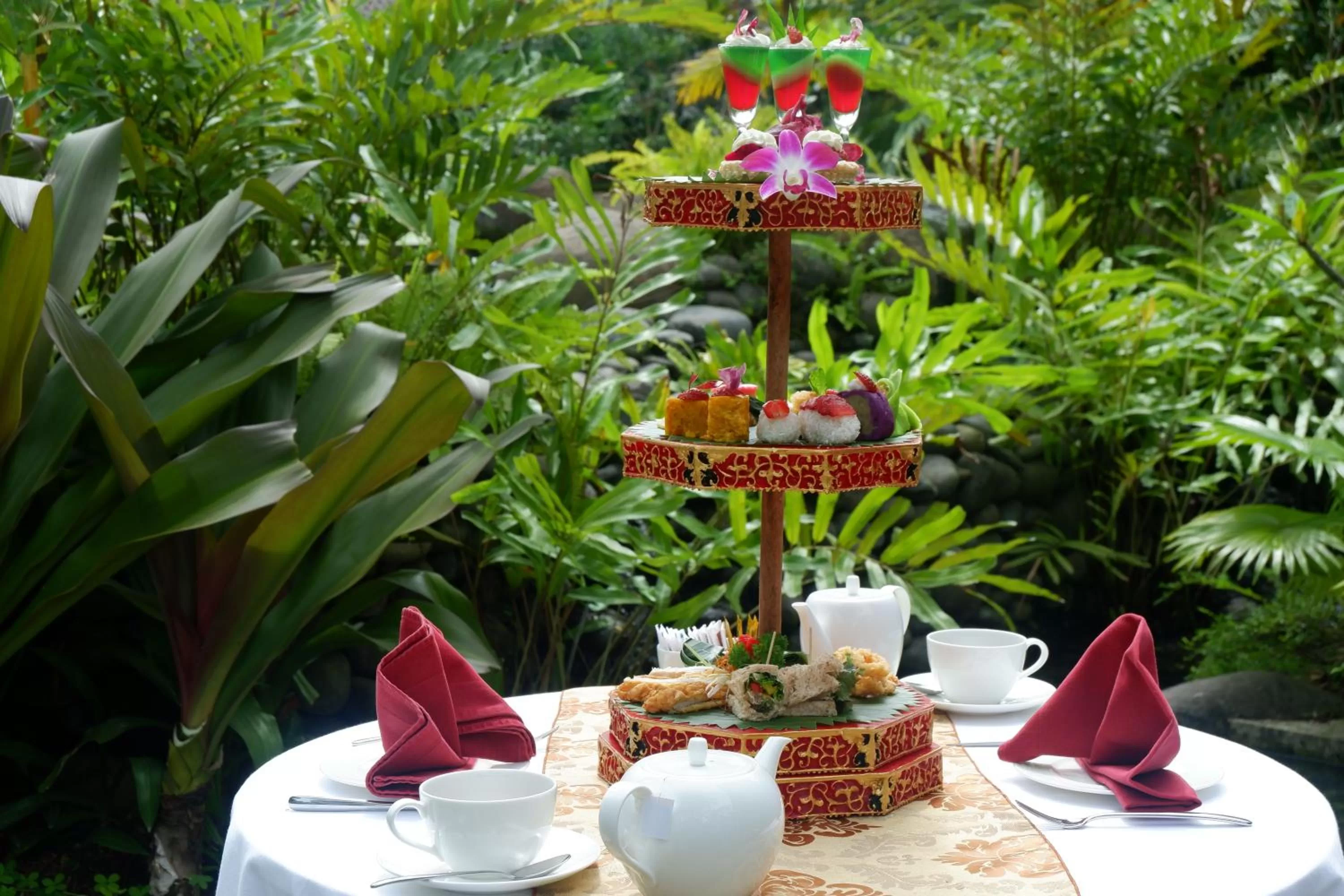 Meals in Dwaraka The Royal Villas