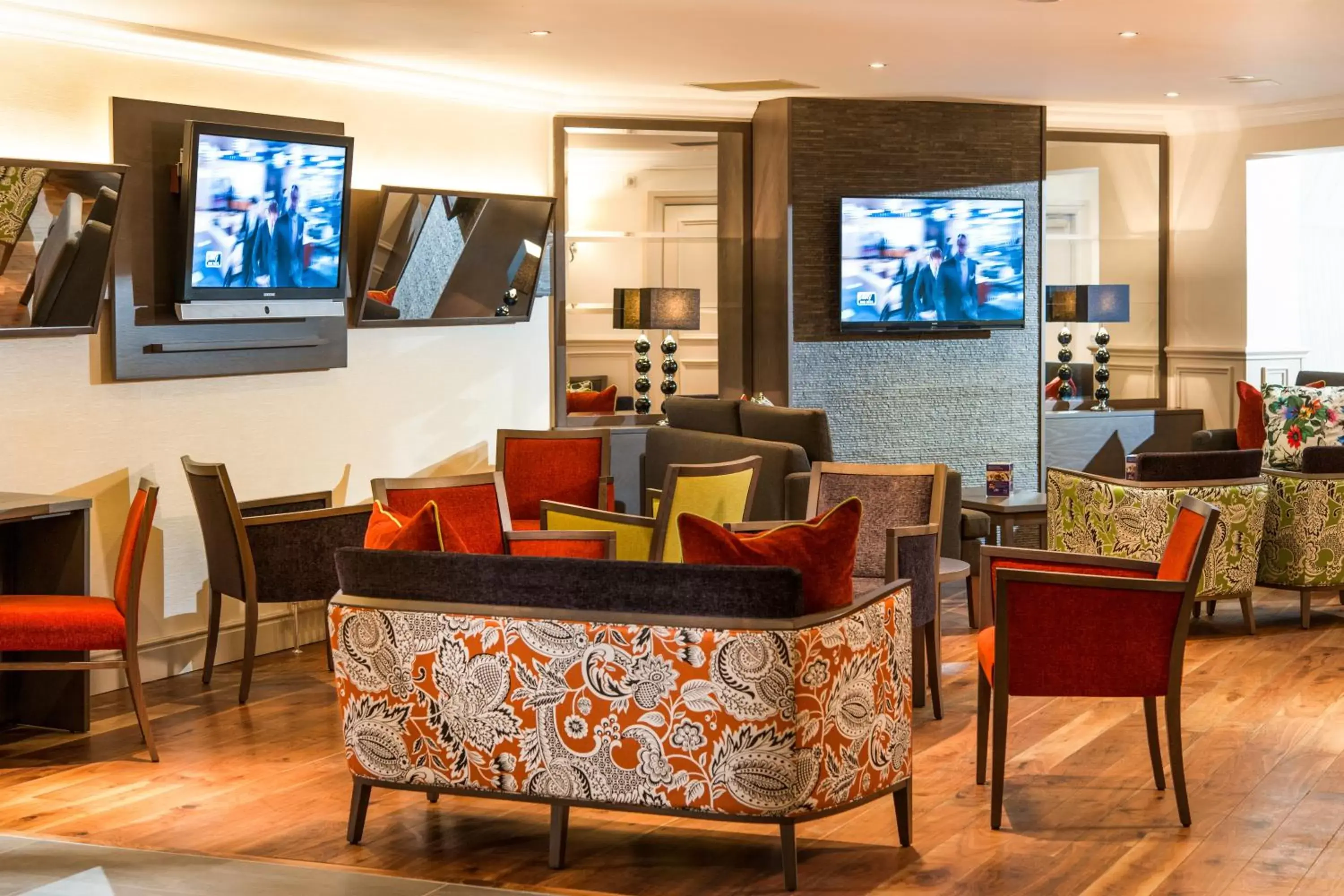 Lobby or reception in Leonardo Inn Glasgow West End Lobby or reception in Leonardo Inn Glasgow West End