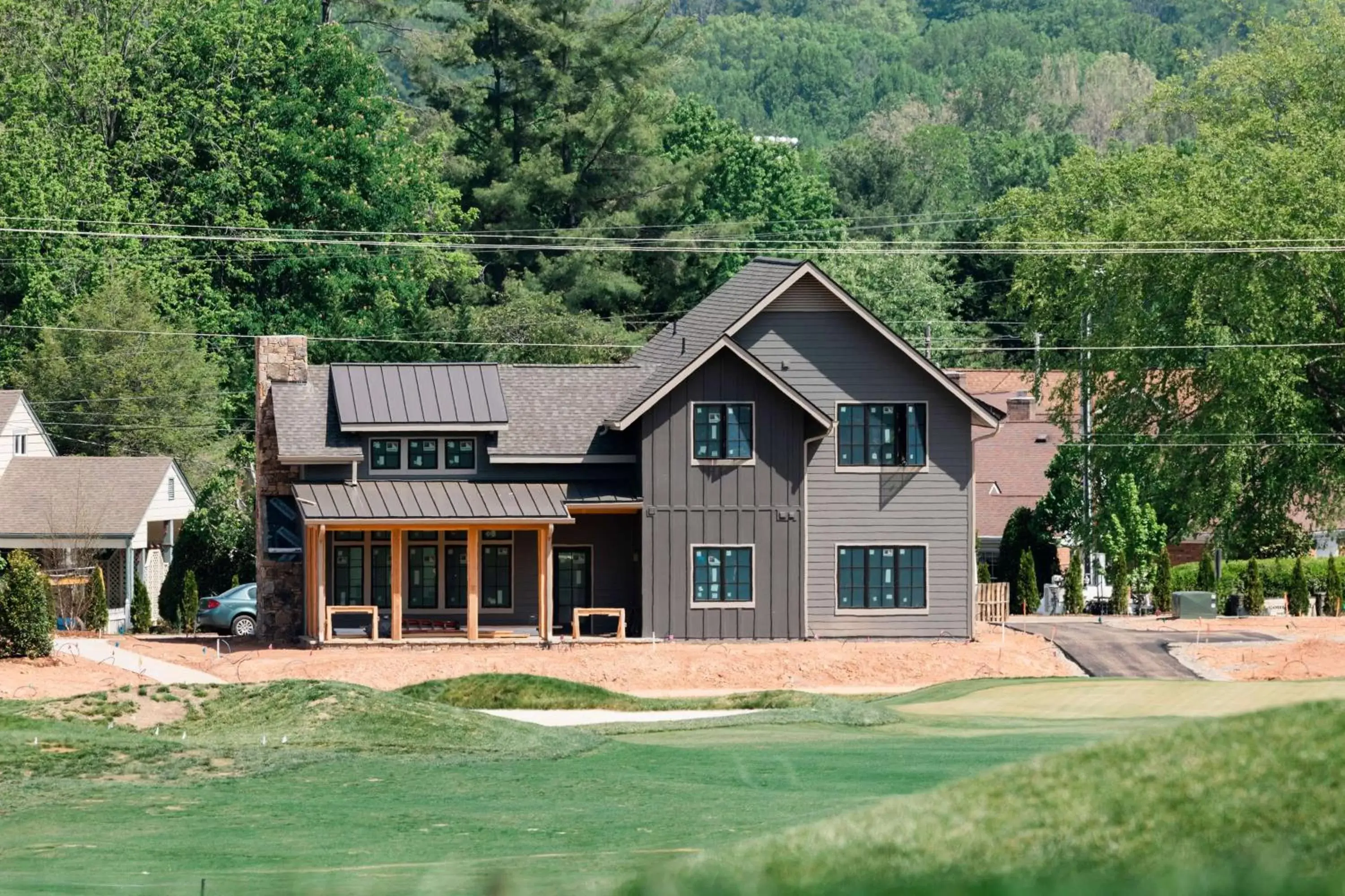 Photo of the whole room, Property Building in Waynesville Inn & Golf Club, Trademark Collection by Wyndham