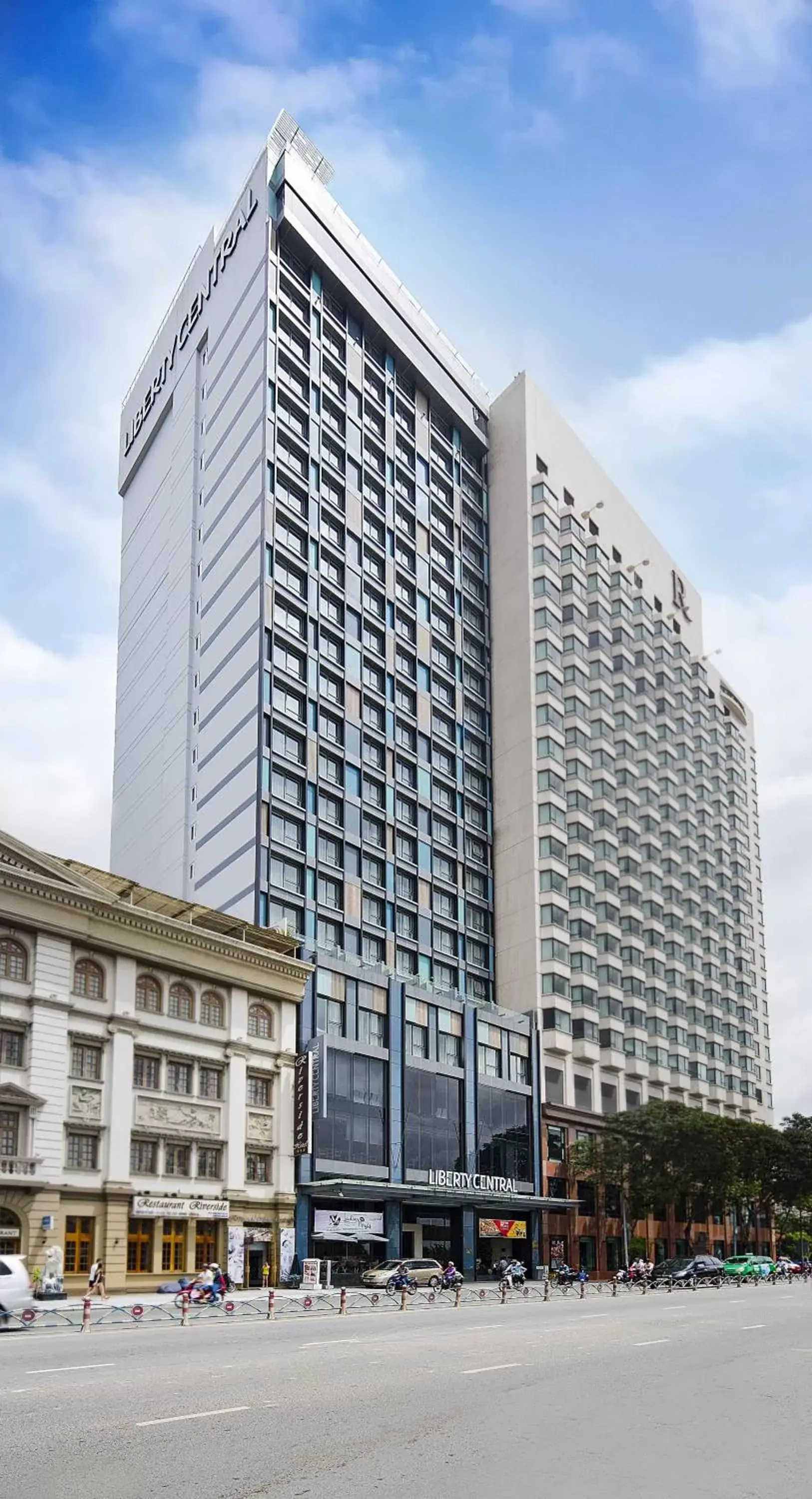 Facade/entrance, Property Building in Liberty Central Saigon Riverside Hotel