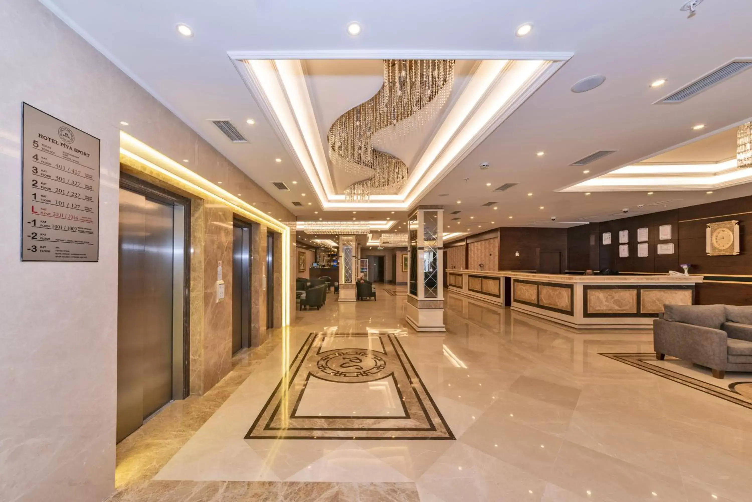 Lobby/Reception in Piya Sport Hotel