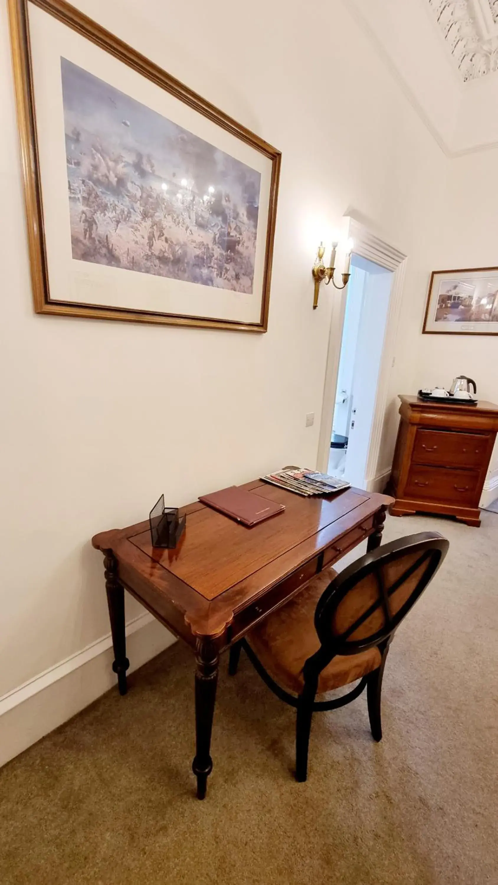 Bedroom, Dining Area in The Guards Hotel