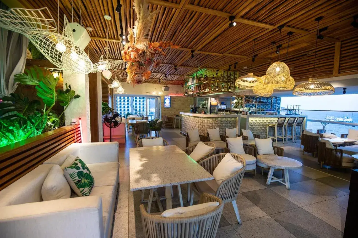 Lounge/Bar in Saigon Quy Nhon Hotel