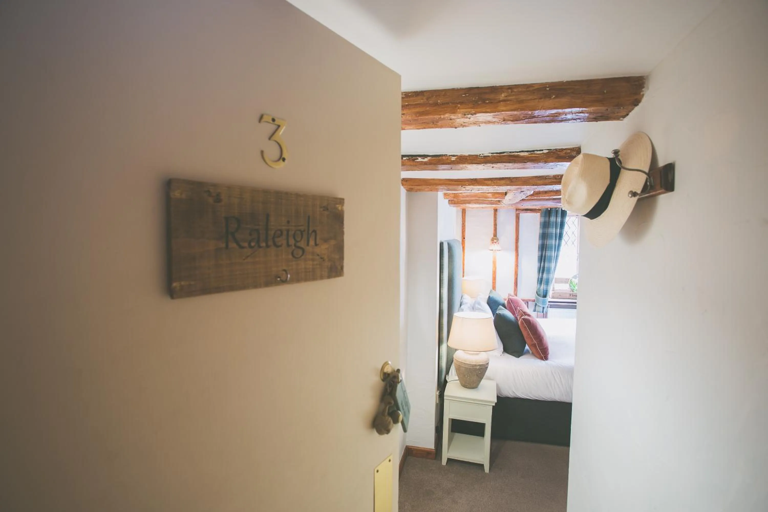 Bedroom in Bayards Cove Inn