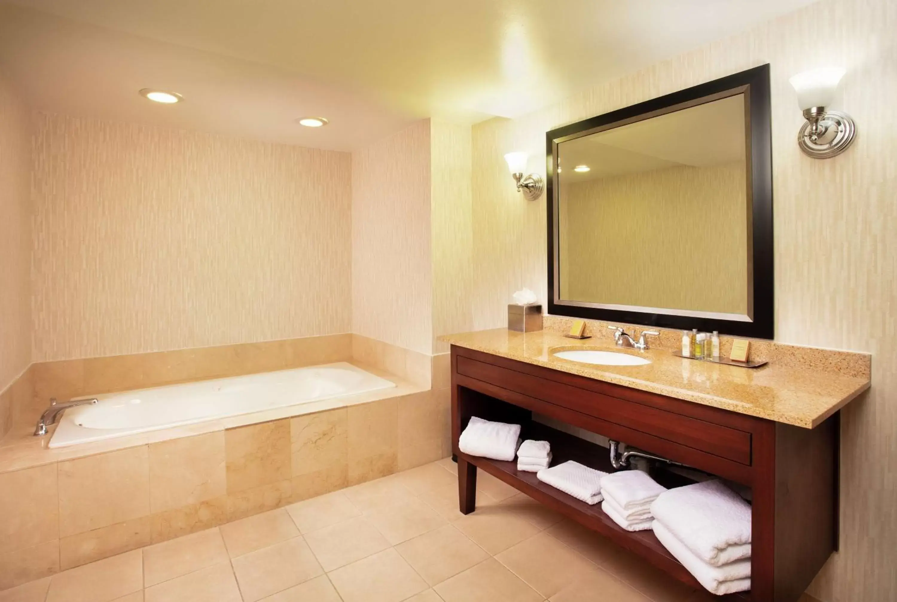 Bathroom in DoubleTree by Hilton Hotel Columbia