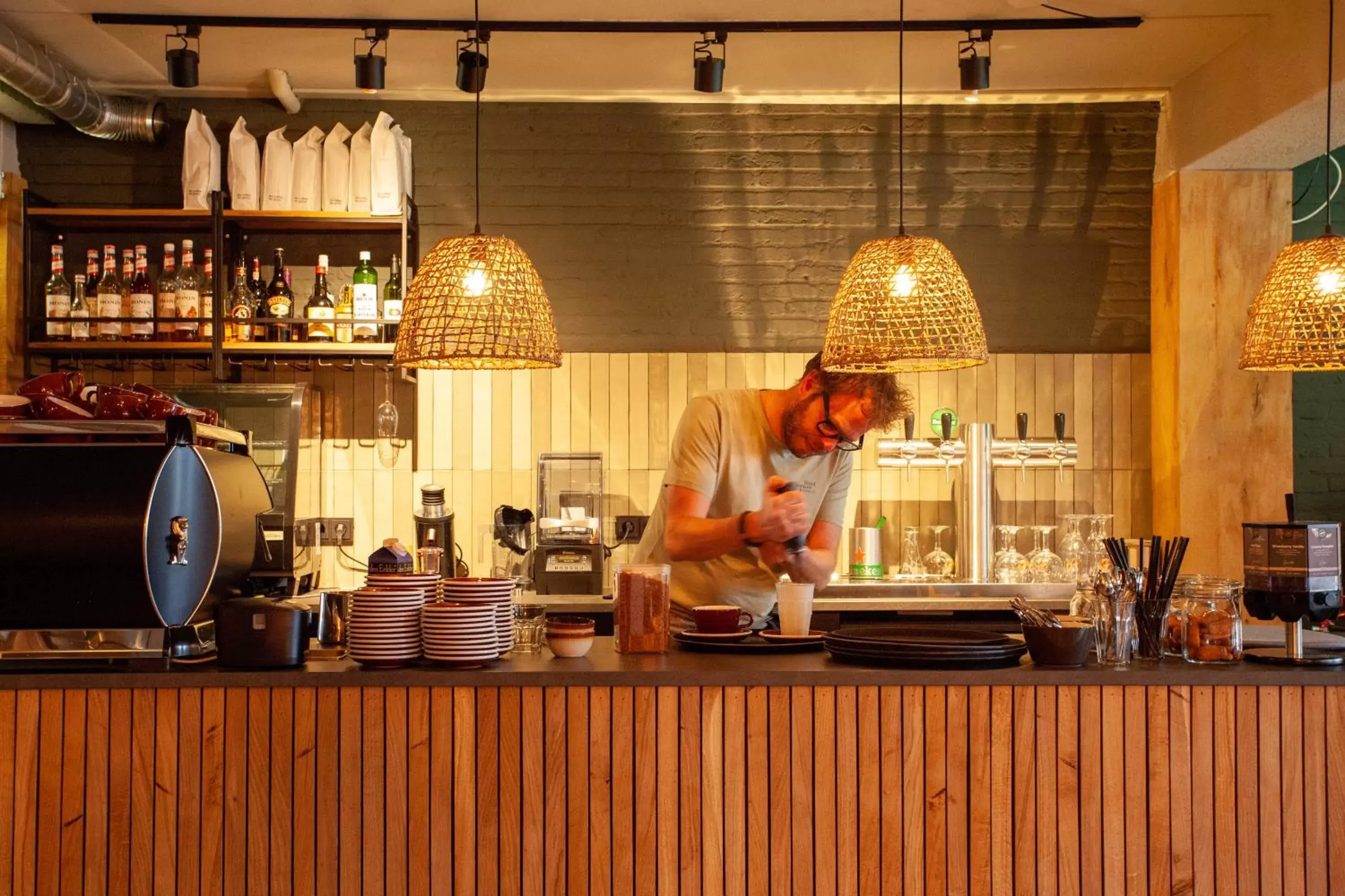 Coffee/tea facilities, Lounge/Bar in Hotel Workum