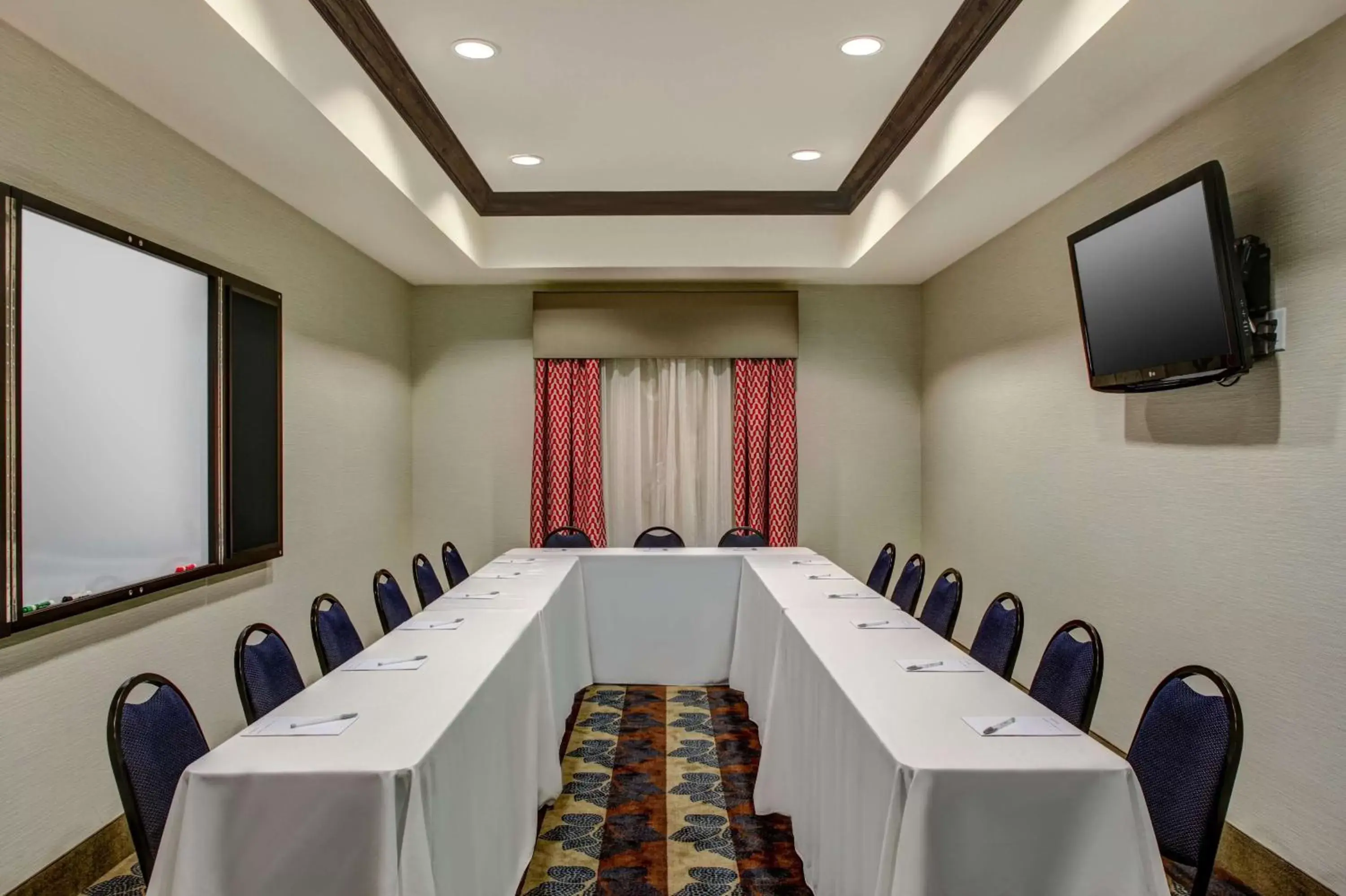 Meeting/conference room in Hampton Inn Thomson