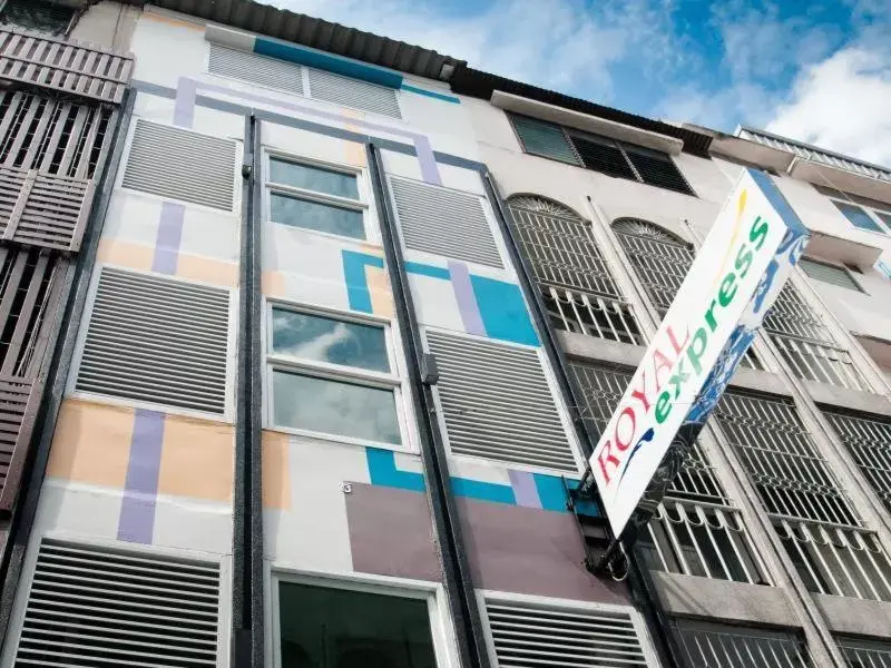 Property building in Royal Express Inn Property building in Royal Express Inn