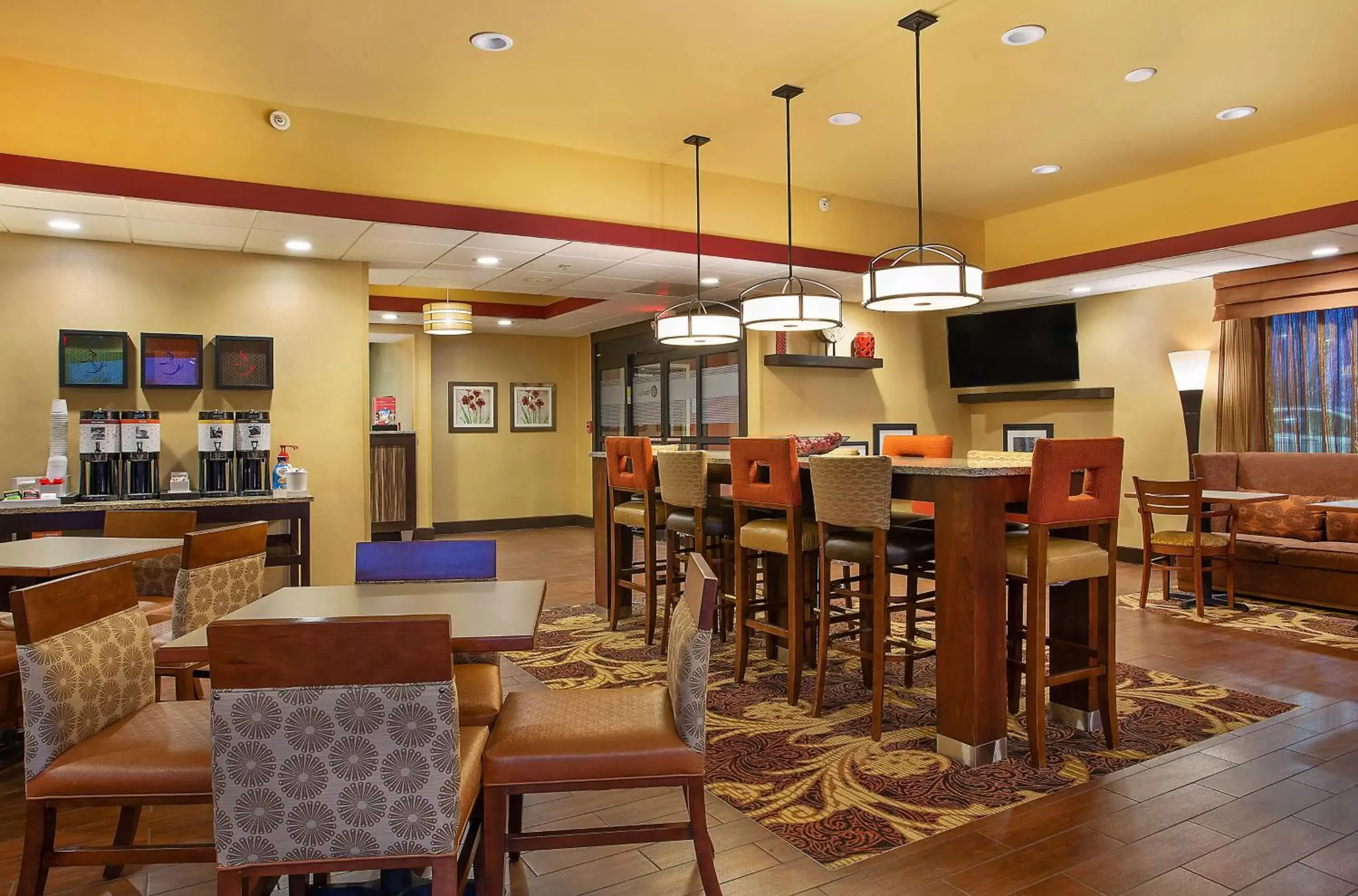 Lobby or reception, Restaurant/Places to Eat in Hampton Inn By Hilton Dry Ridge