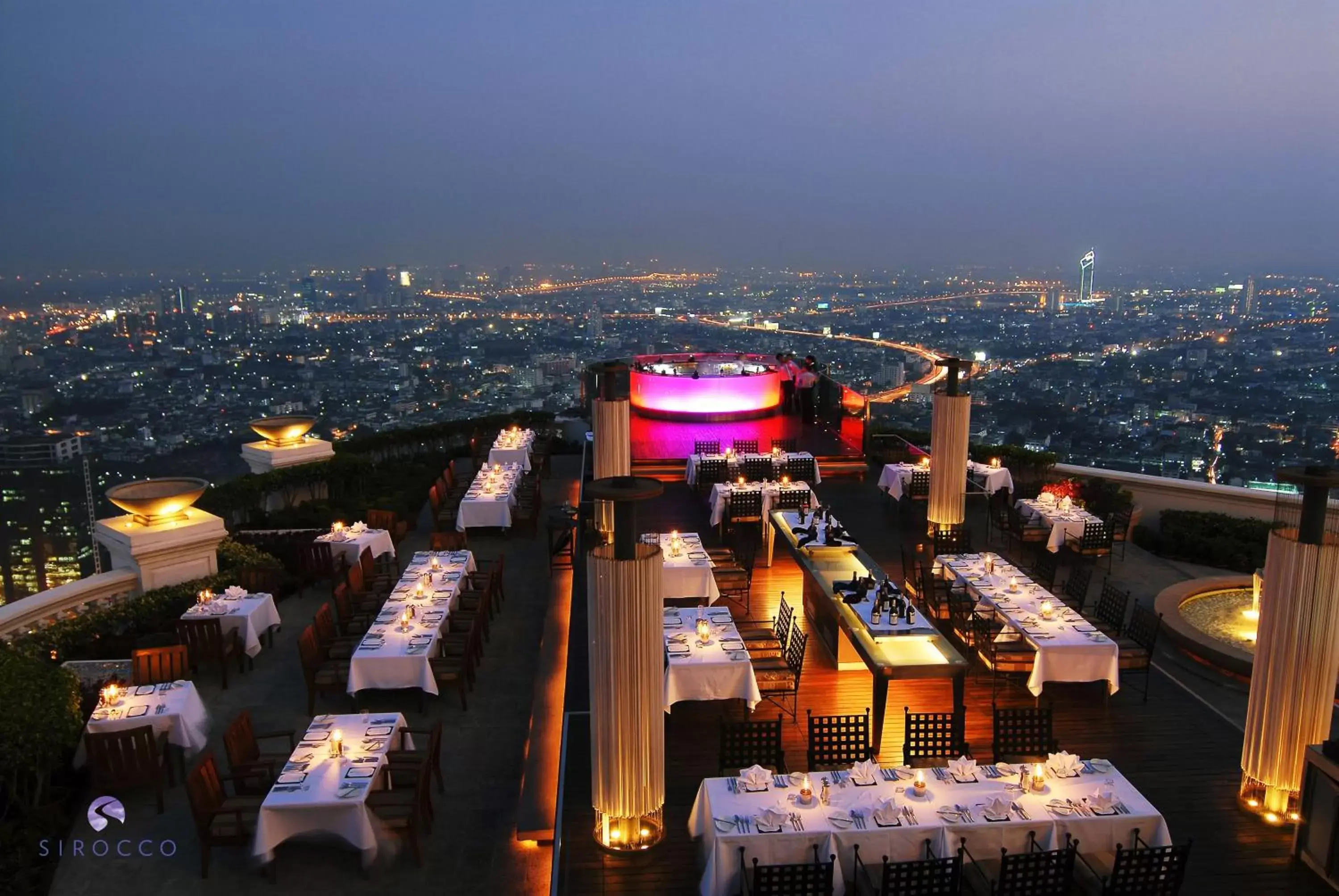 Restaurant/places to eat, Bird's-eye View in lebua at State Tower