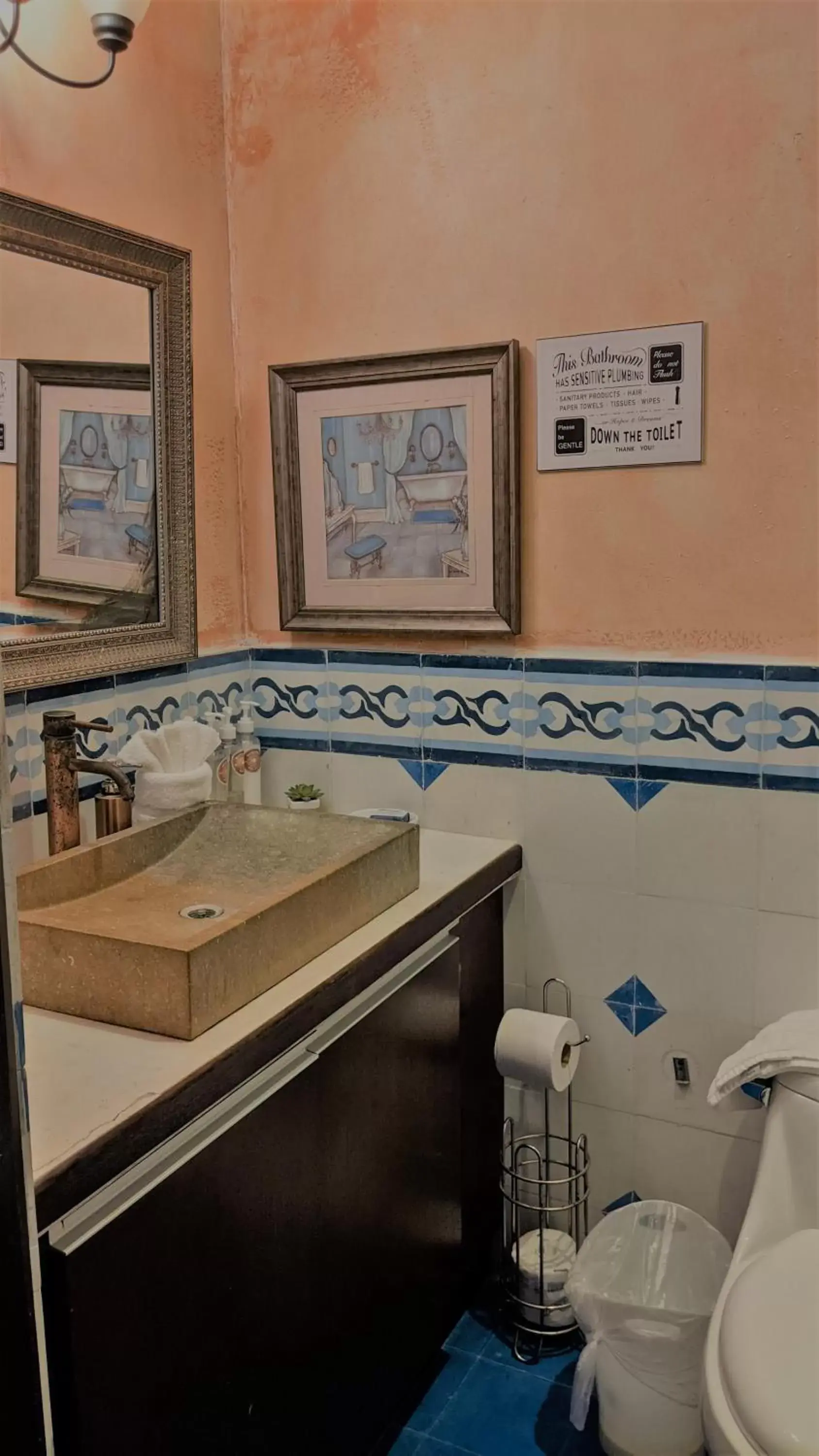 Bathroom in La Terraza de San Juan