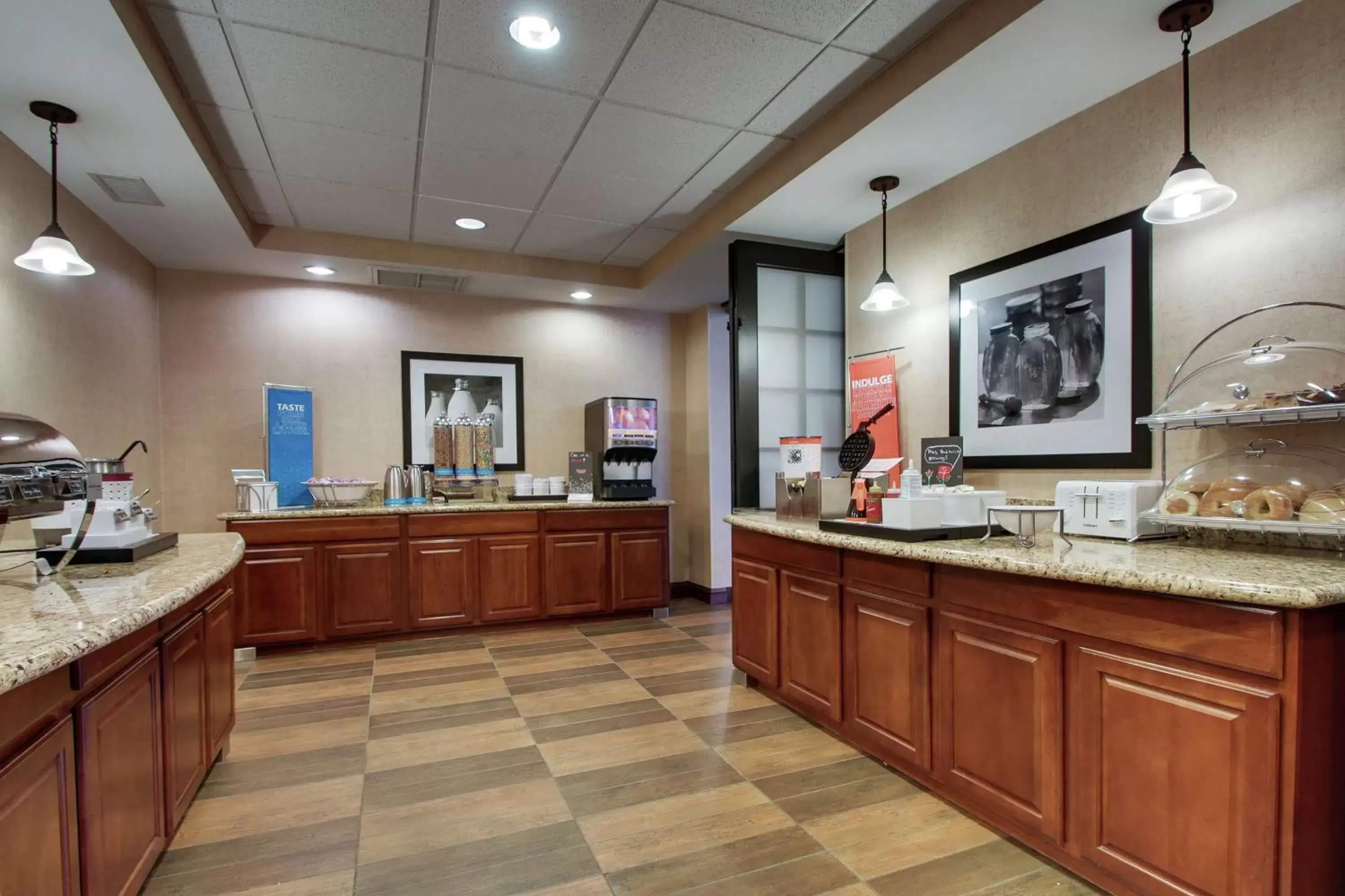 Dining area, Lobby/Reception in Hampton Inn & Suites Denver Littleton